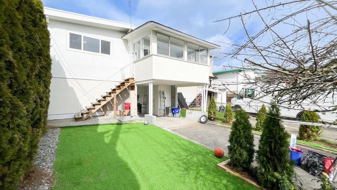 320 57Th Avenue E, Vancouver, BC