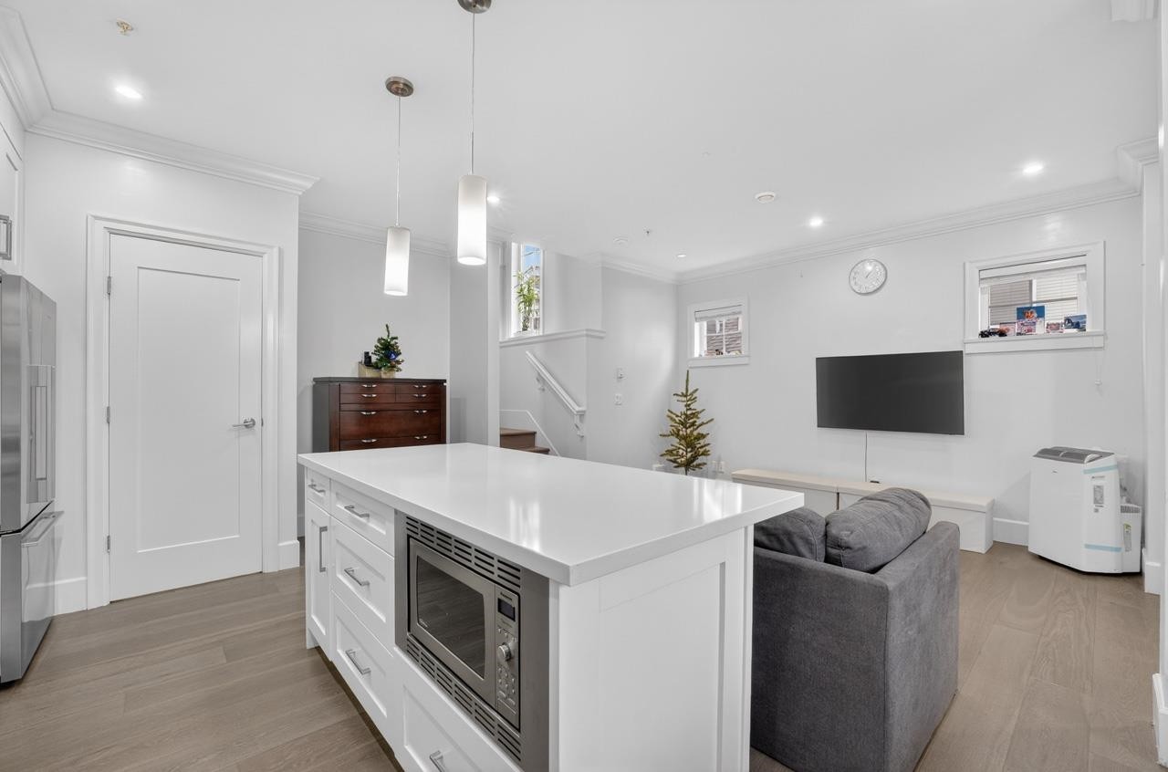 5685 Killarney Street, Vancouver, BC