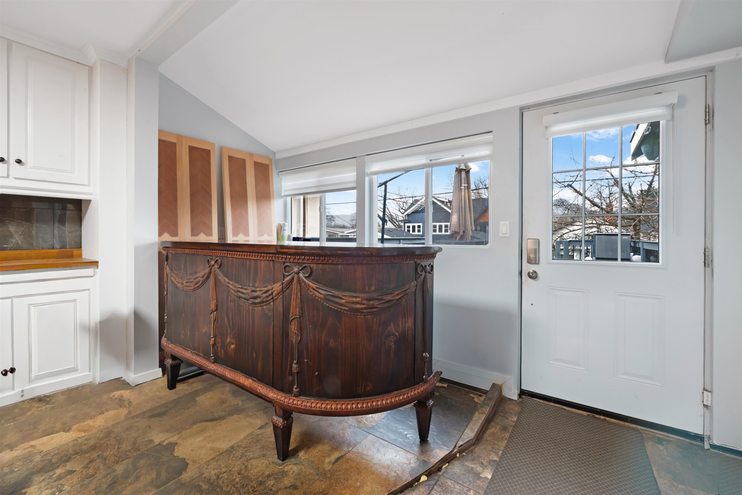 2675 Dundas Street, Vancouver, BC