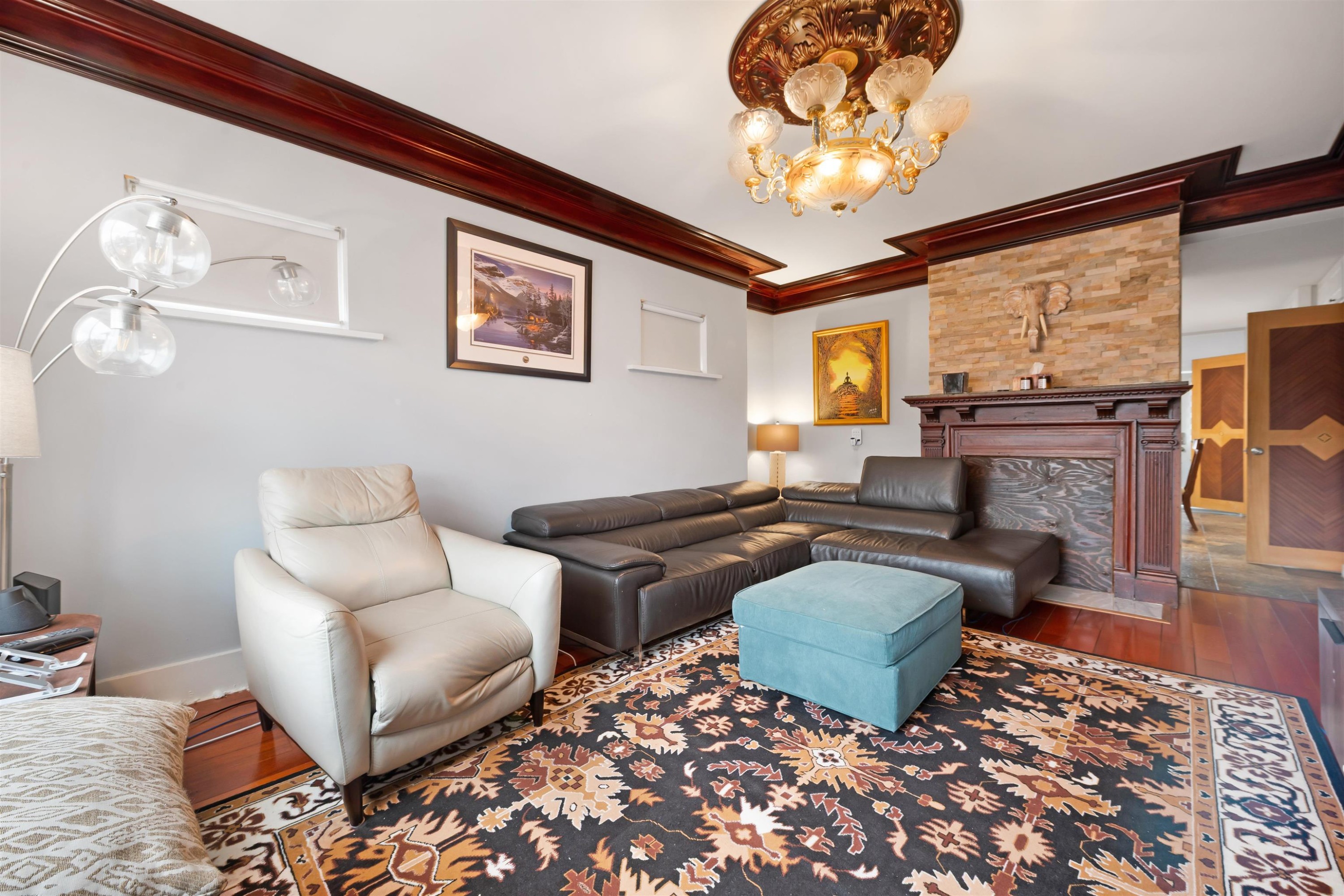 2675 Dundas Street, Vancouver, BC