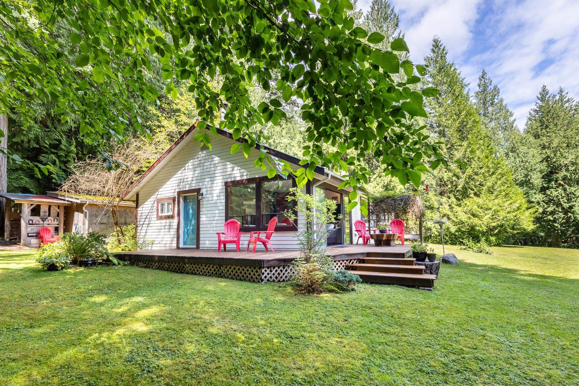6121 Golf Course Road, Sechelt, BC