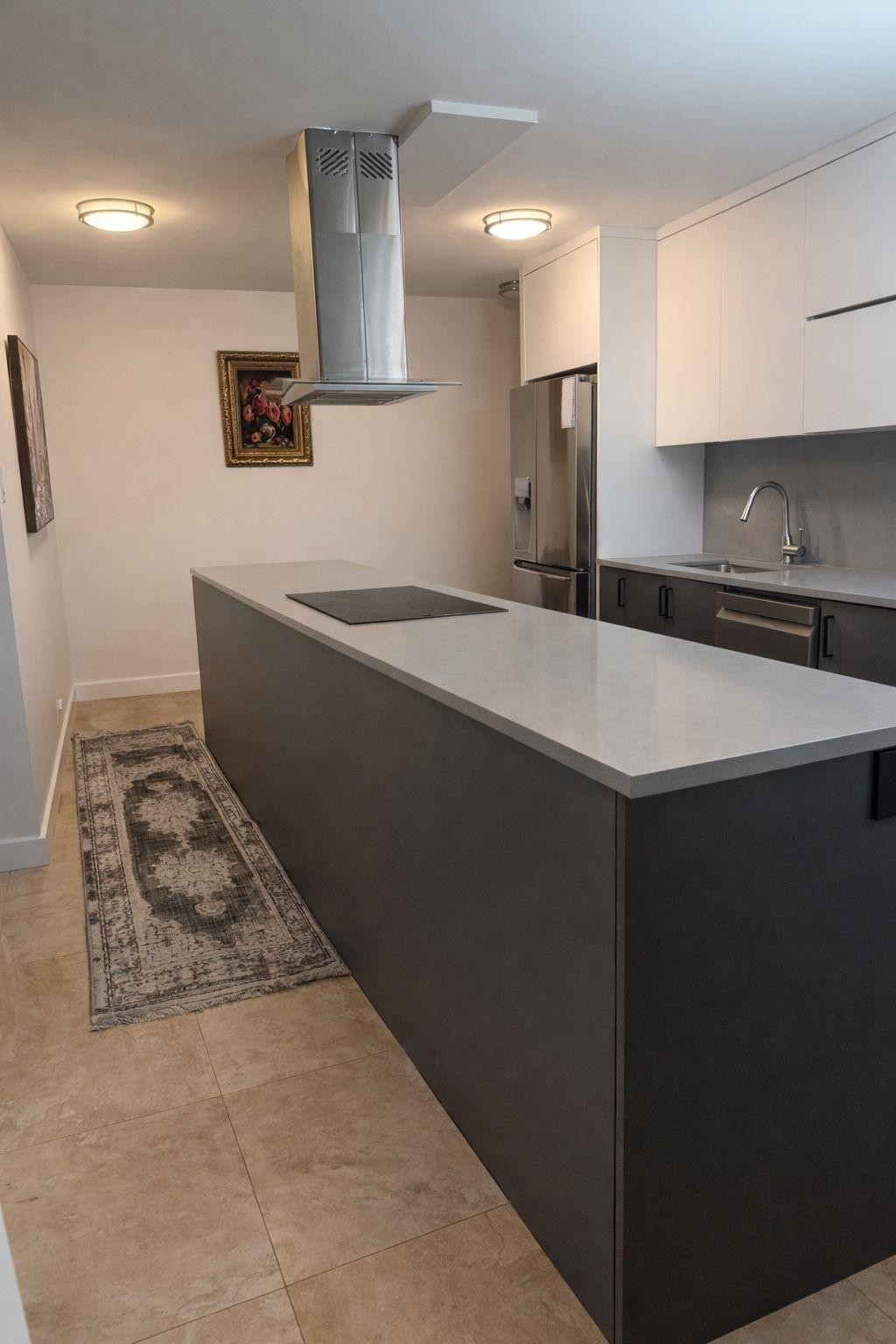 705-2012 Fullerton Avenue, North Vancouver, BC