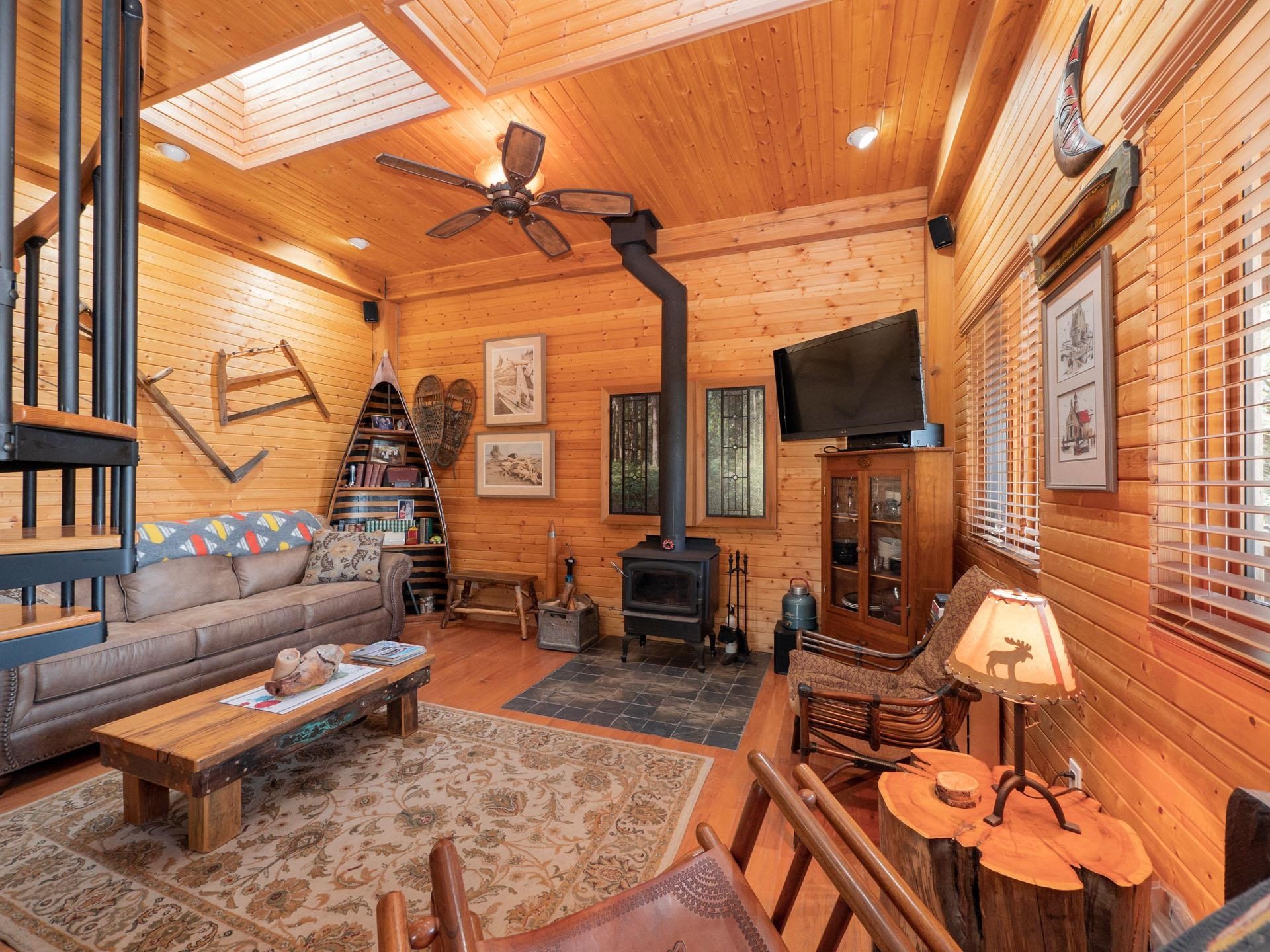 9305 Stephens Way, Halfmoon Bay, BC