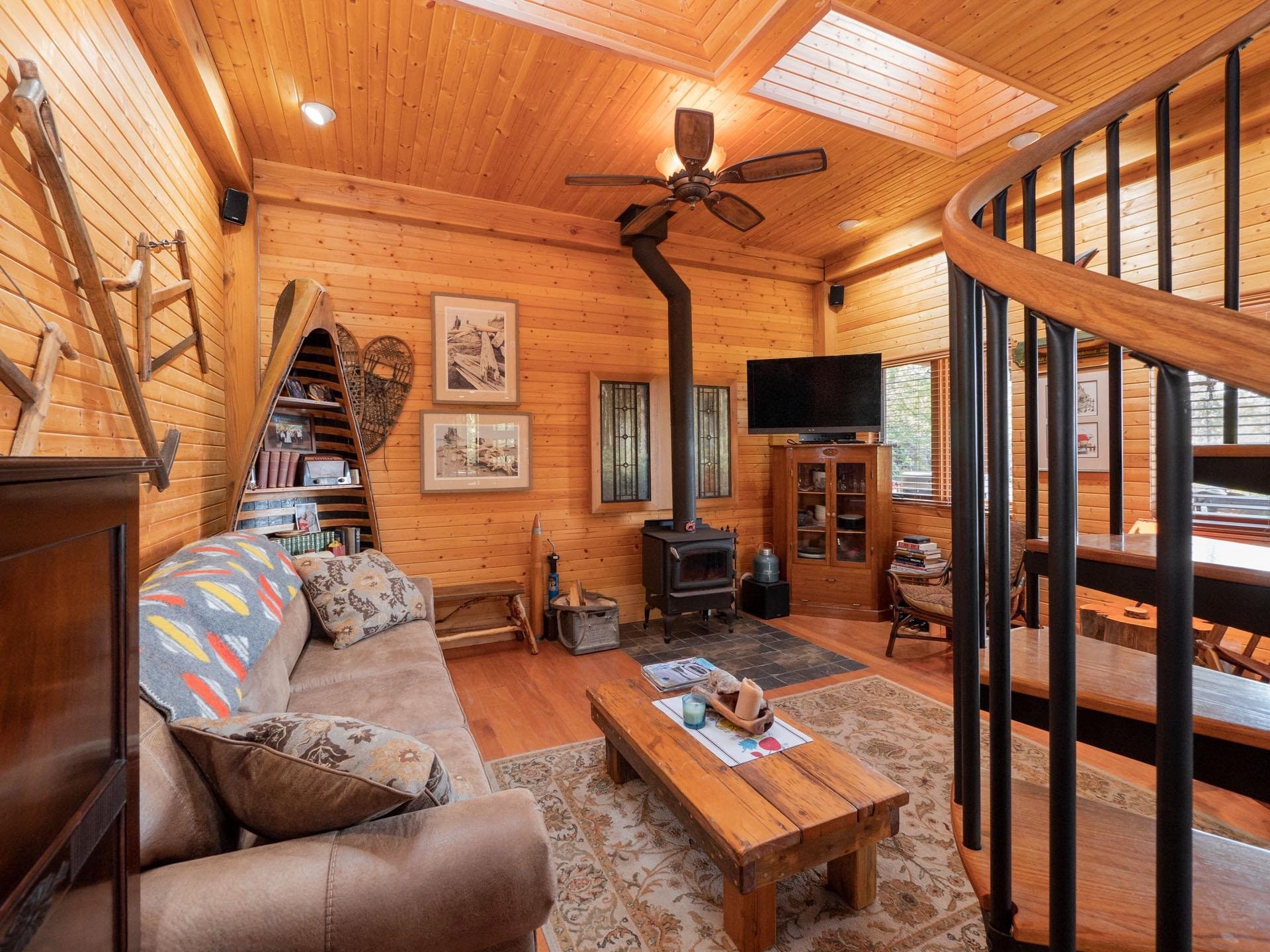 9305 Stephens Way, Halfmoon Bay, BC