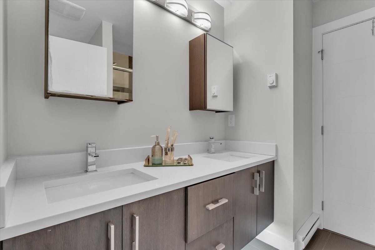 3474 Gislason Avenue, Coquitlam, BC