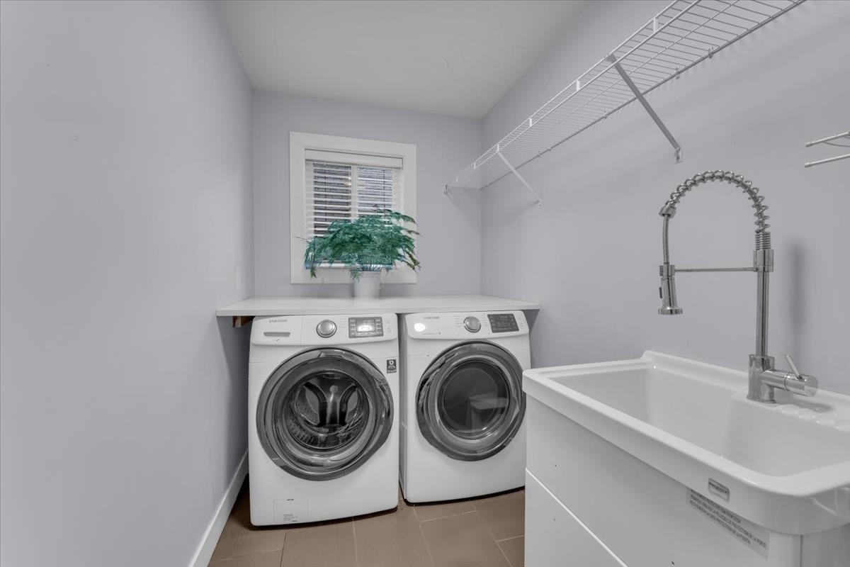 3474 Gislason Avenue, Coquitlam, BC