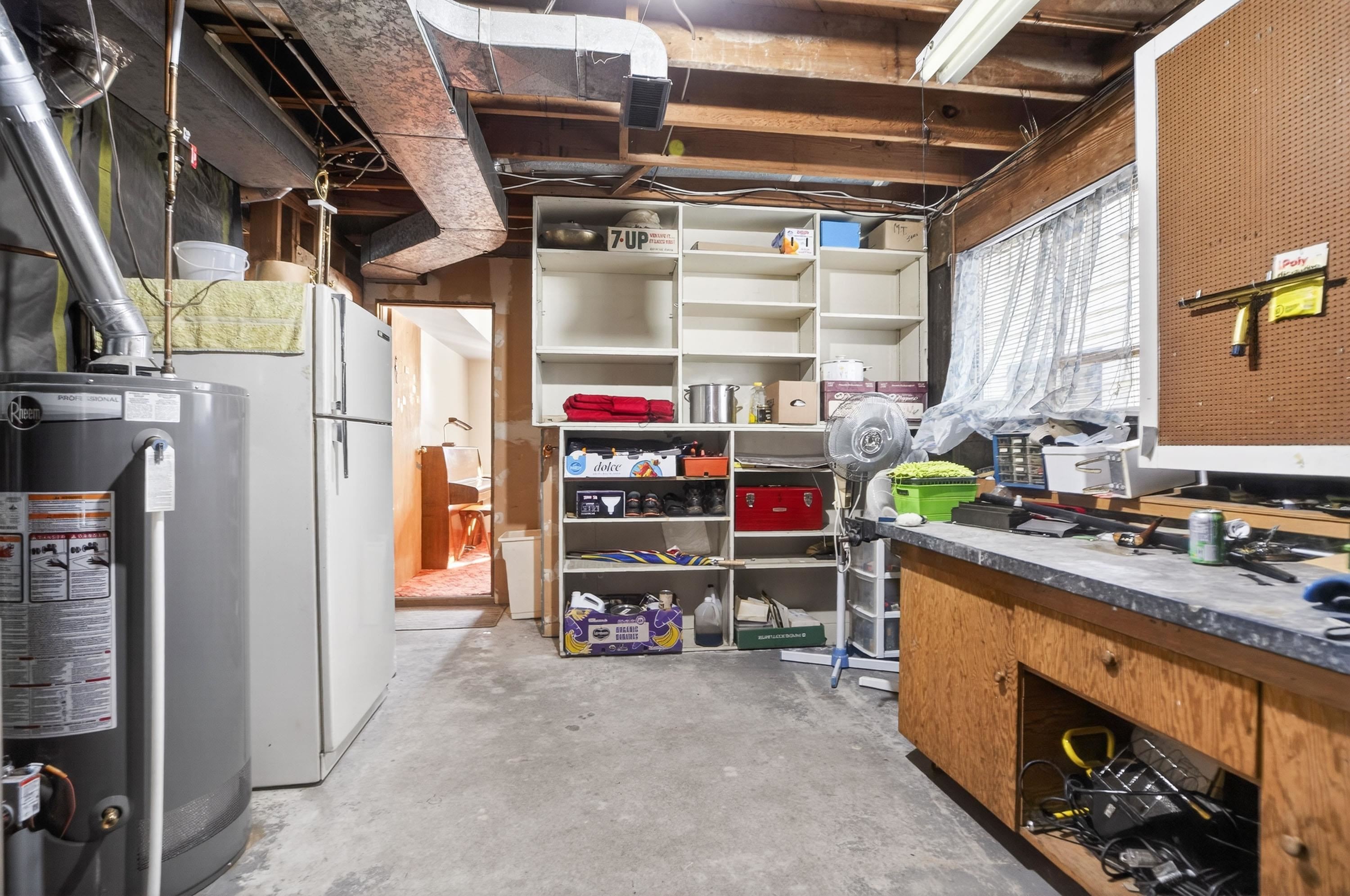 3180 3Rd Avenue E, Vancouver, BC