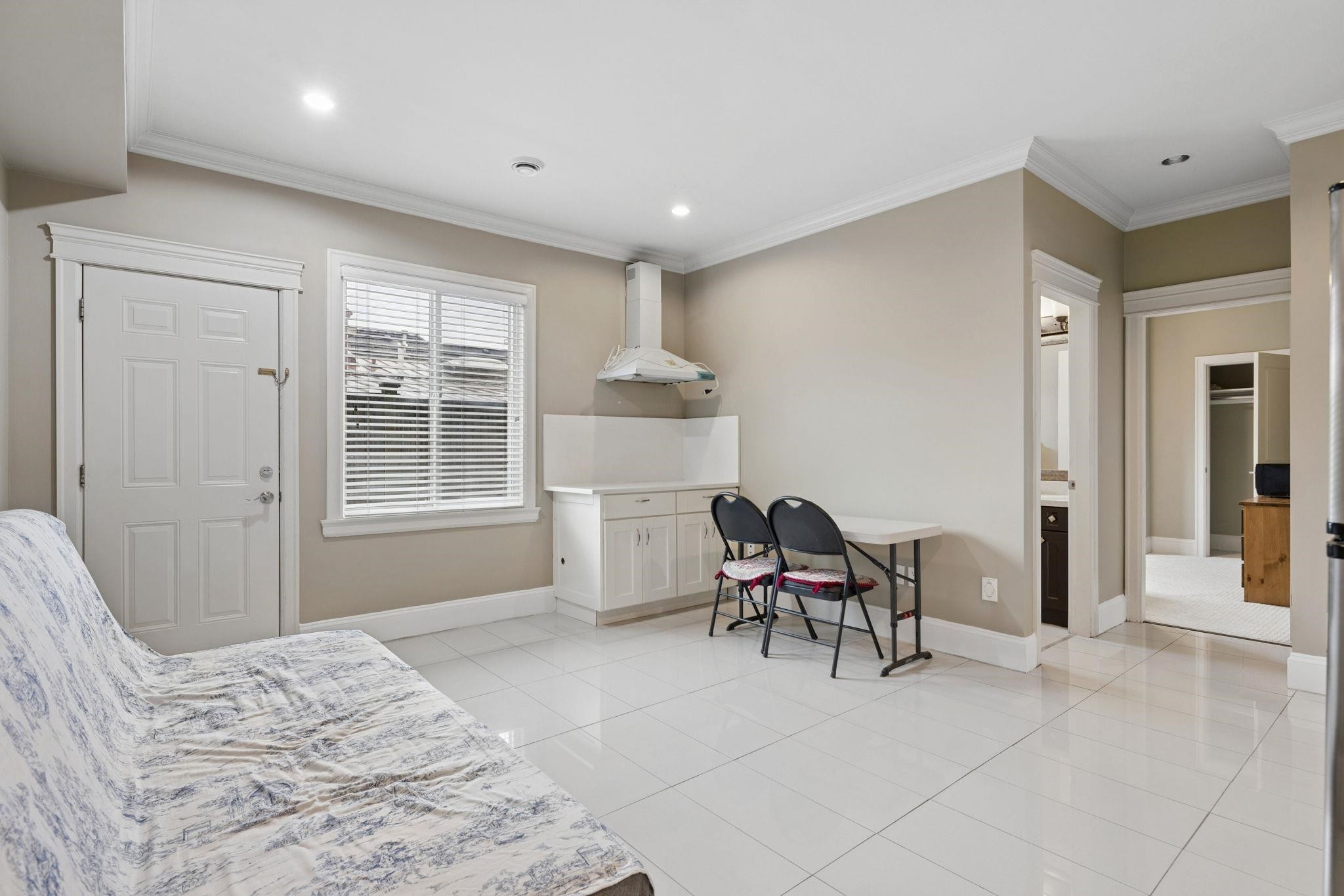 9551 Saunders Road, Richmond, BC