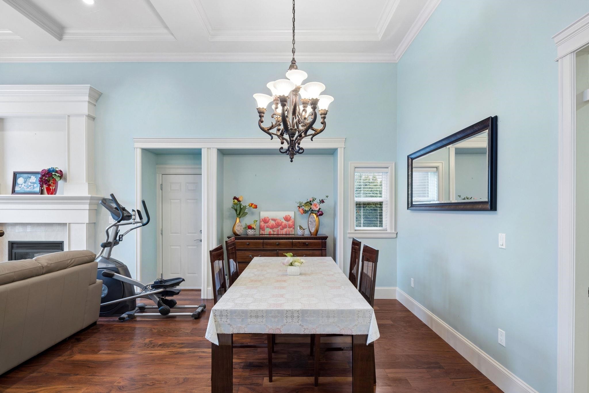 9551 Saunders Road, Richmond, BC