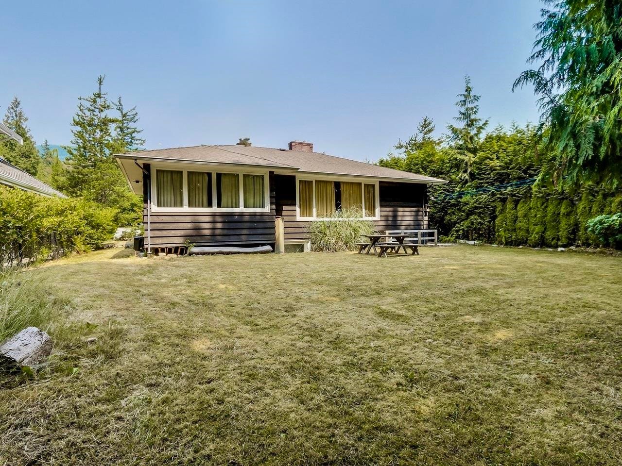 4386 Erwin Drive, West Vancouver, BC