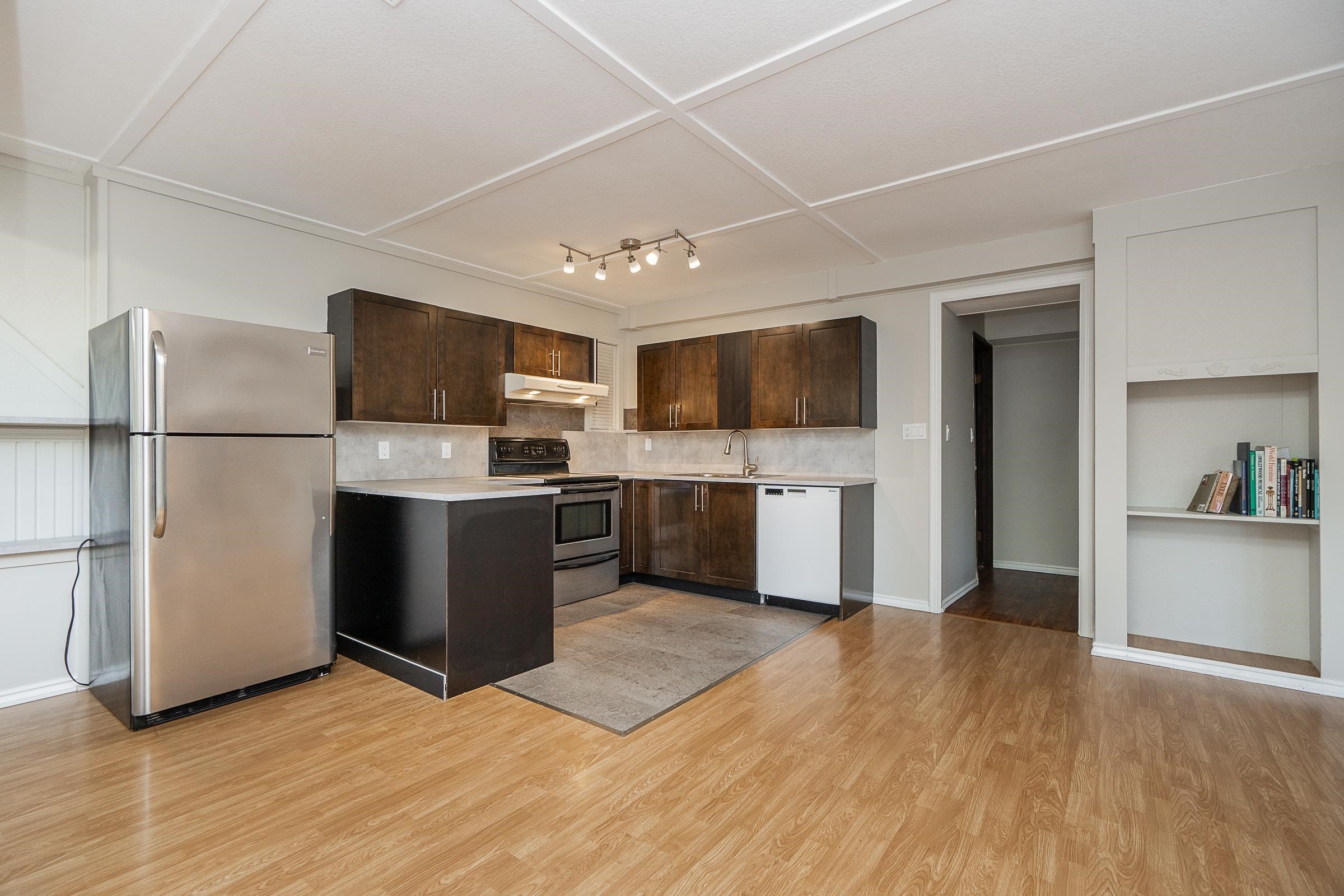 148 Roe Drive, Port Moody, BC