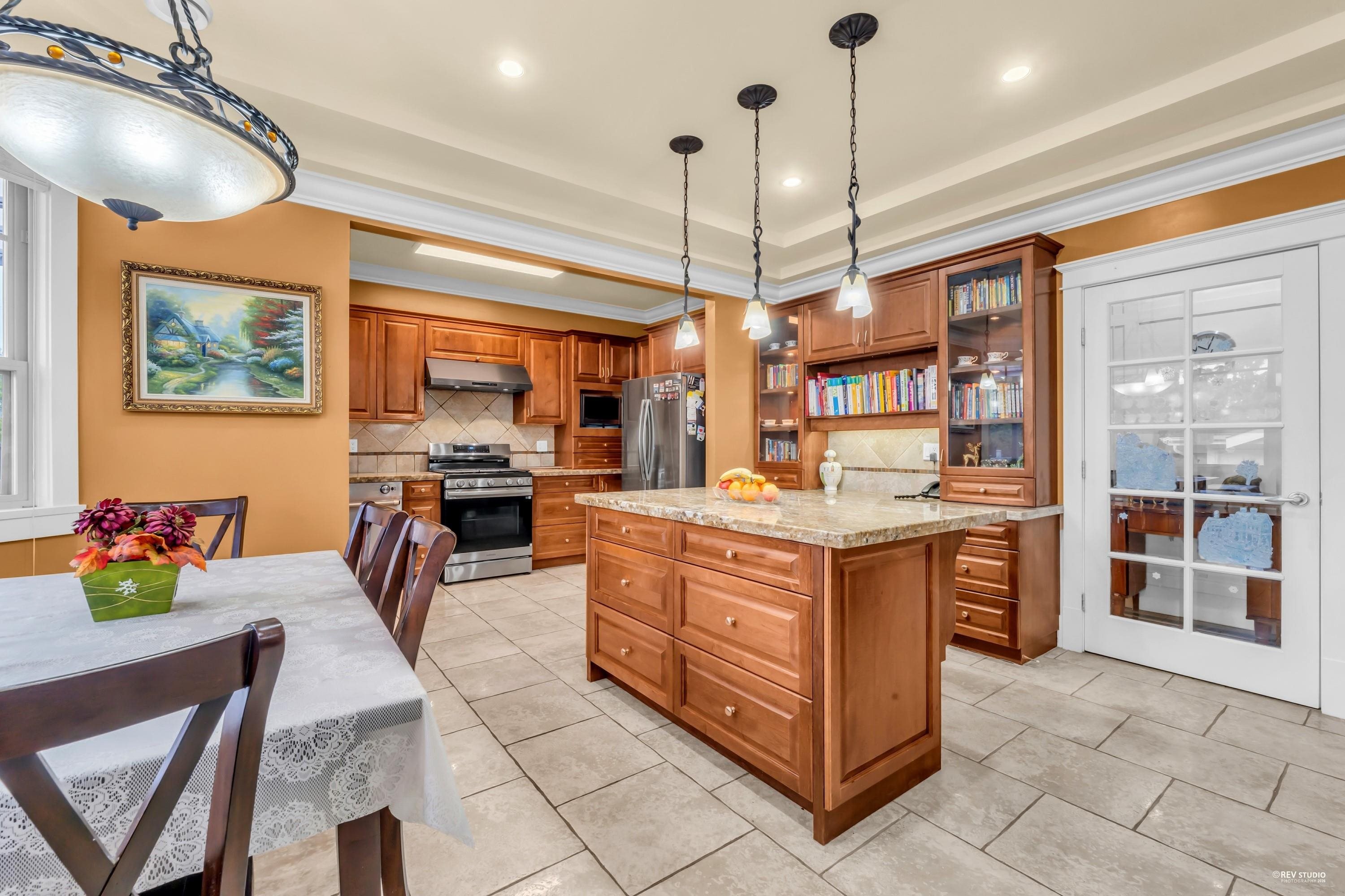 2139 22Nd Avenue W, Vancouver, BC