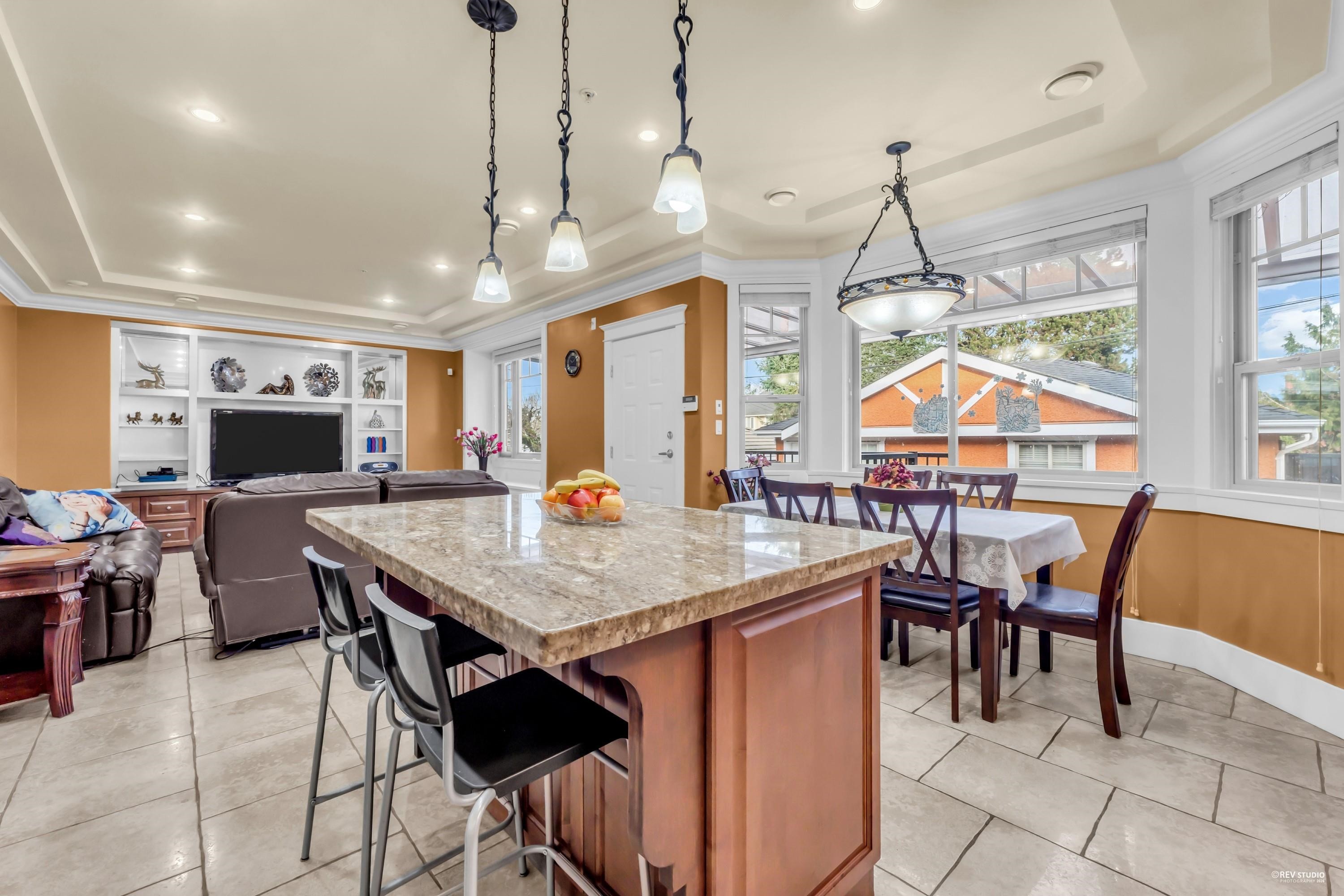 2139 22Nd Avenue W, Vancouver, BC