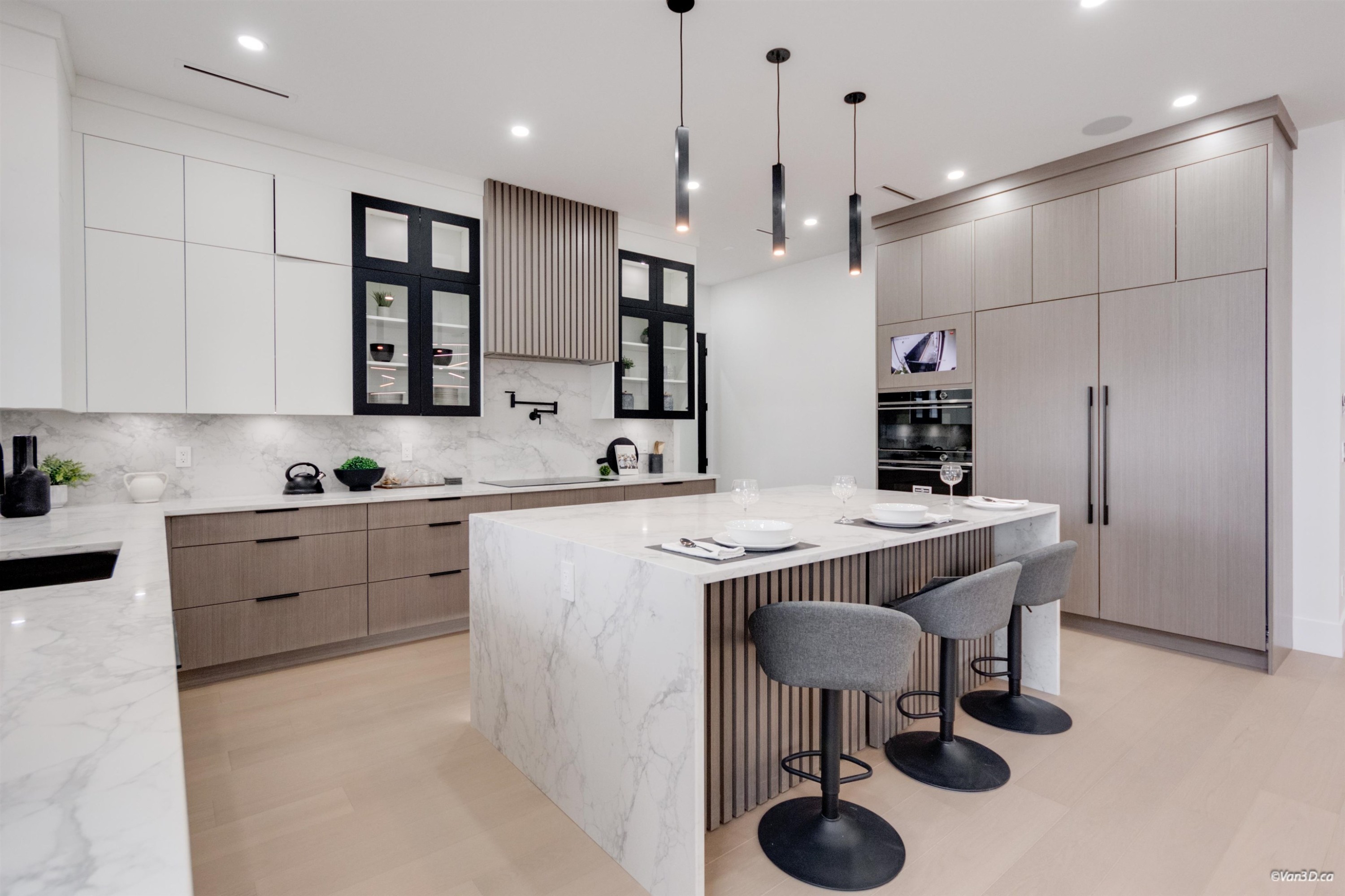 819 Cornell Avenue, Coquitlam, BC