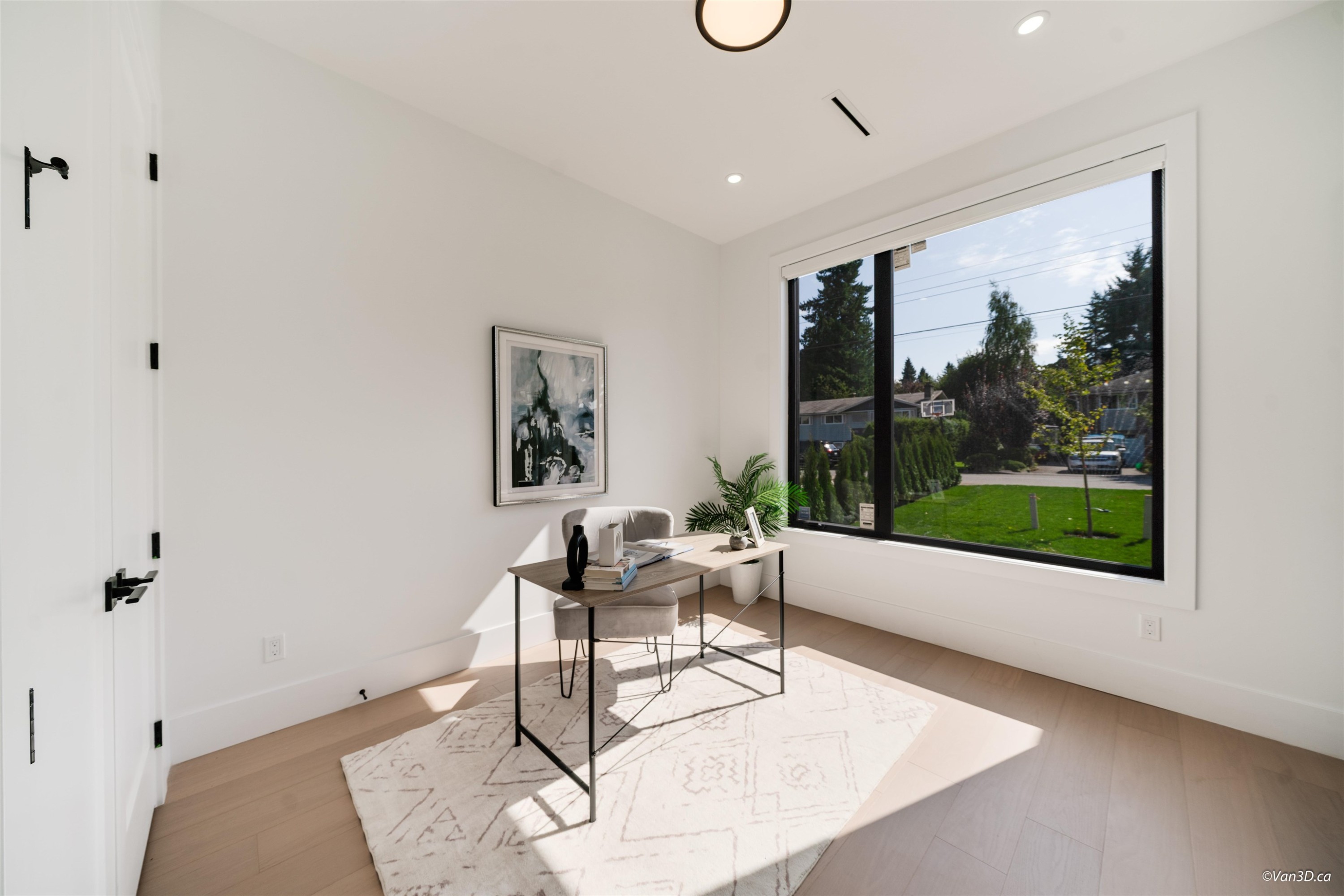 817 Cornell Avenue, Coquitlam, BC