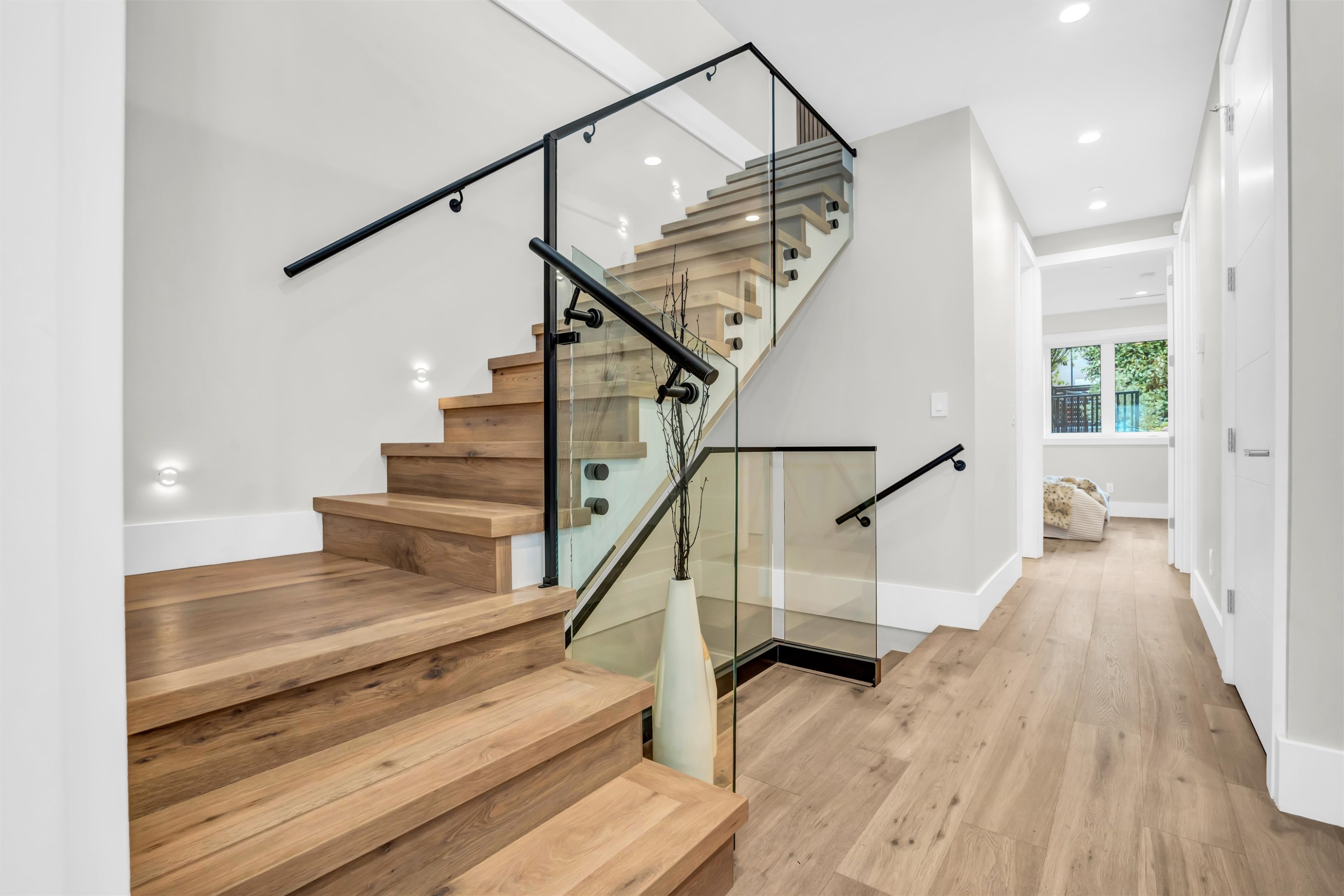 2380 Marine Drive, West Vancouver, BC
