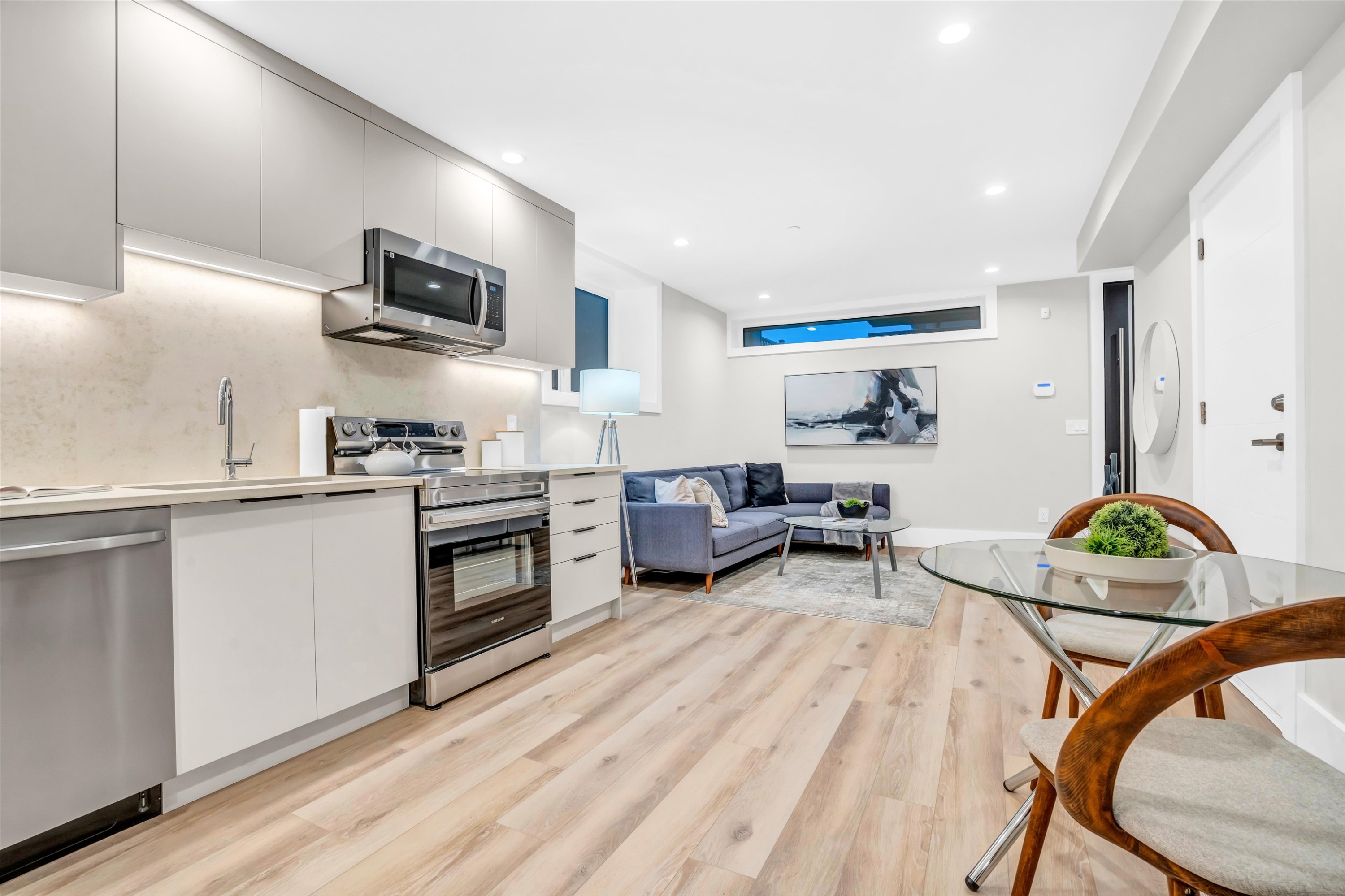 2380 Marine Drive, West Vancouver, BC