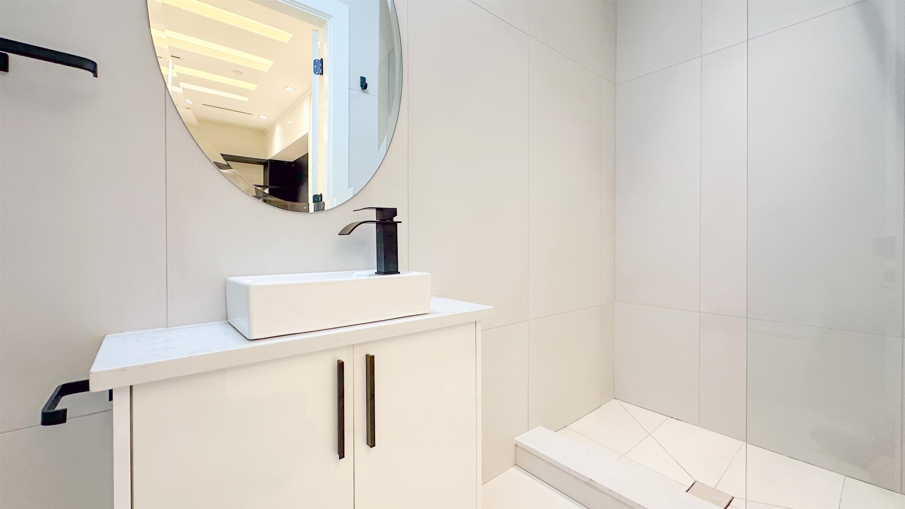 2373 7Th Avenue W, Vancouver, BC