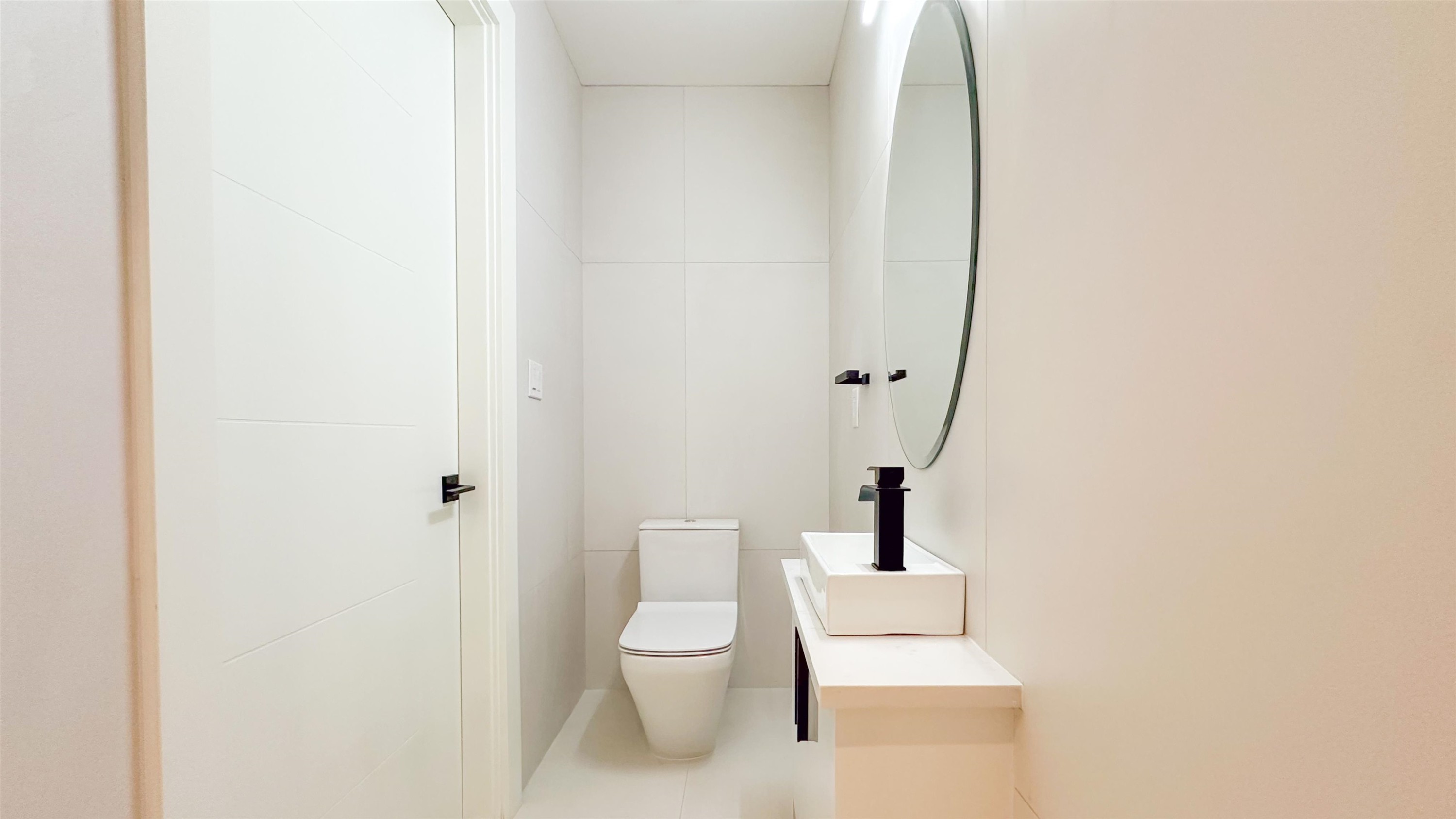 2373 7Th Avenue W, Vancouver, BC