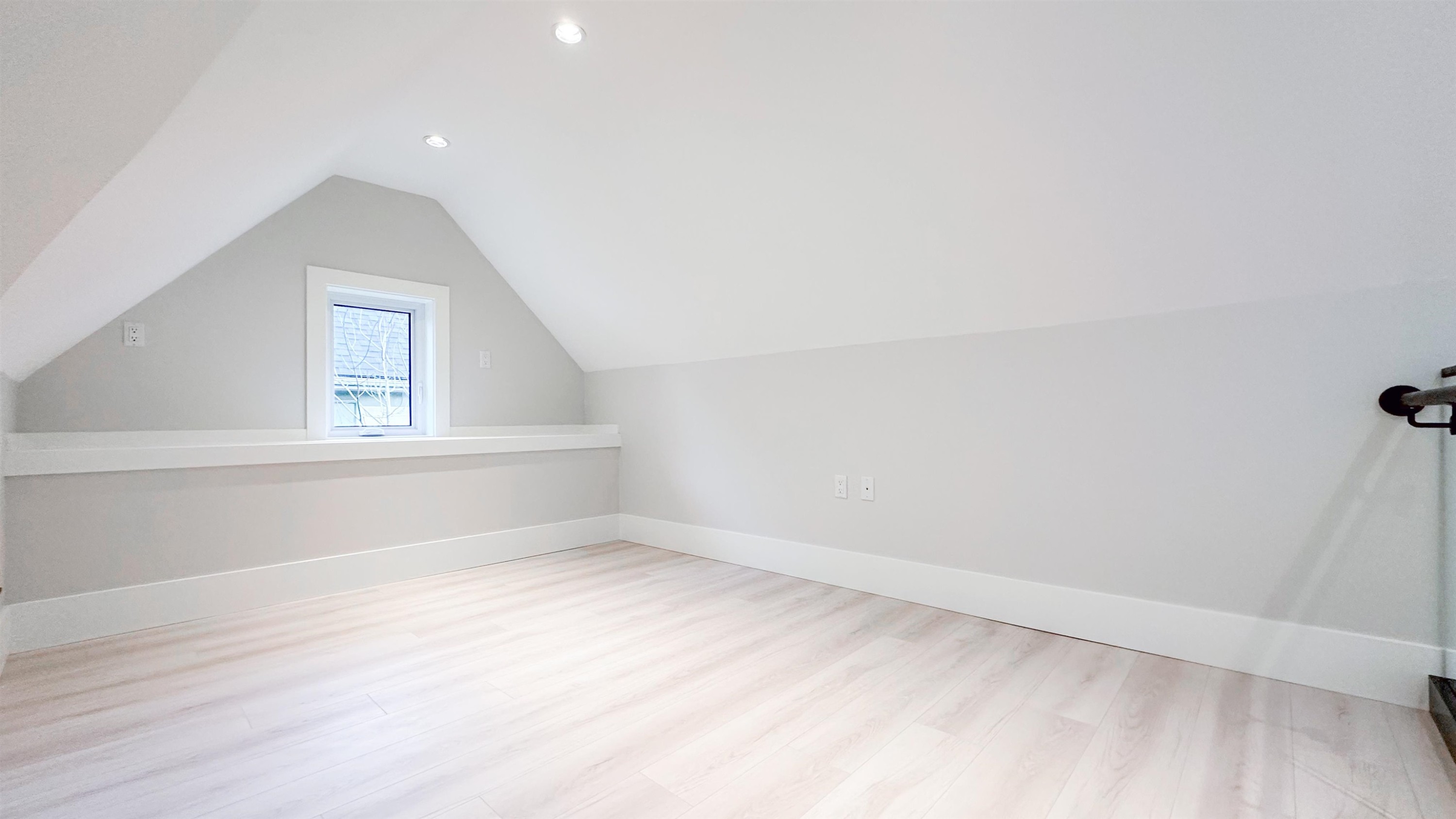 2373 7Th Avenue W, Vancouver, BC