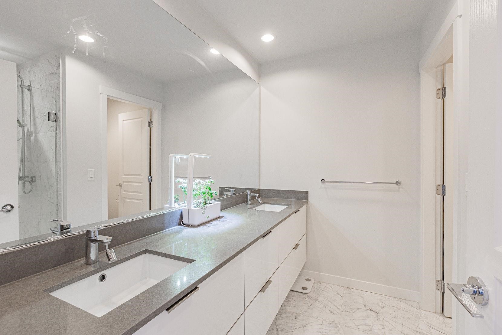 120-10388 No. 2 Road, Richmond, BC