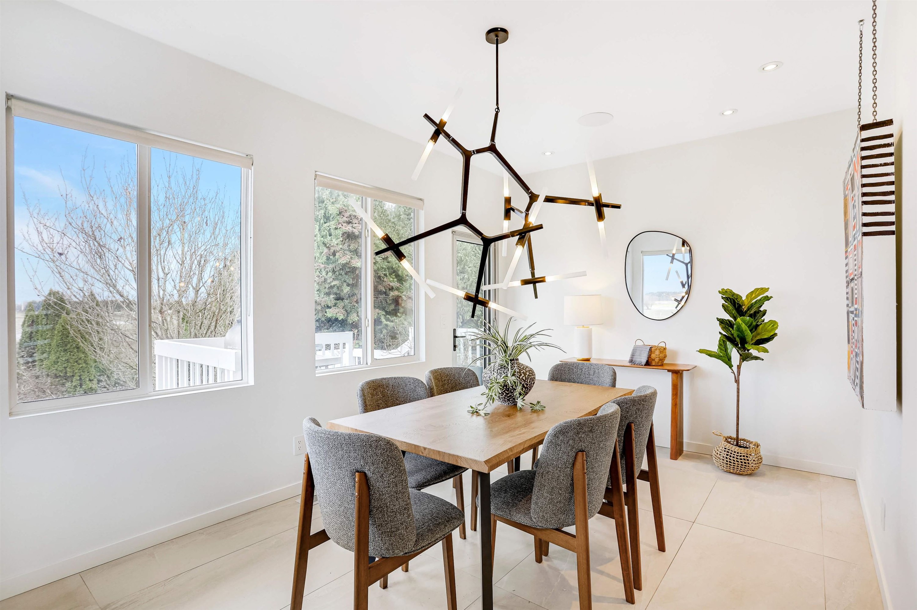 6371 London Road, Richmond, BC