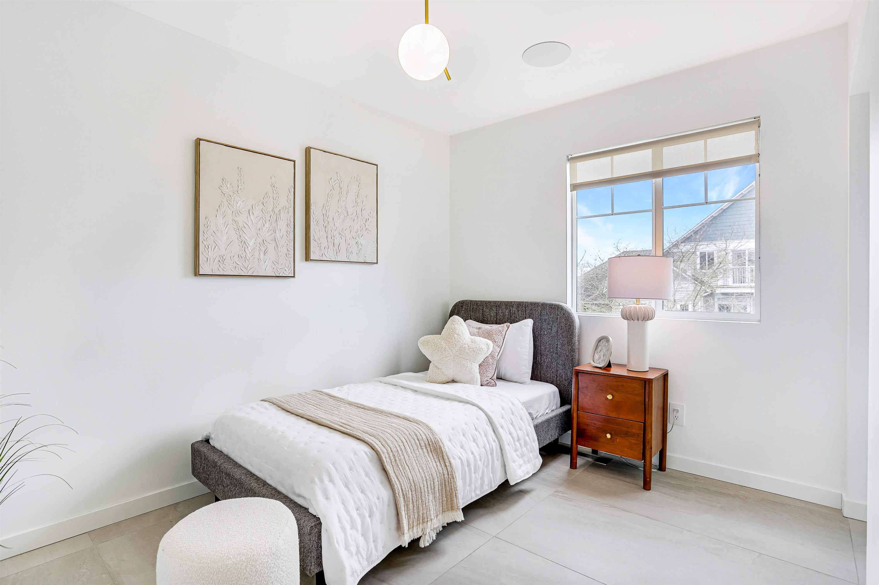 6371 London Road, Richmond, BC