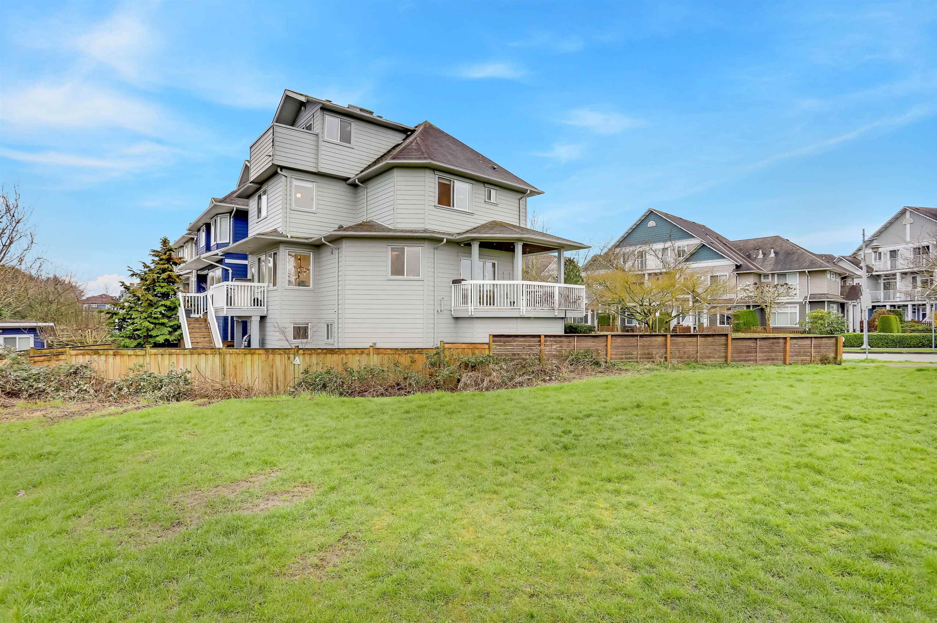 6371 London Road, Richmond, BC