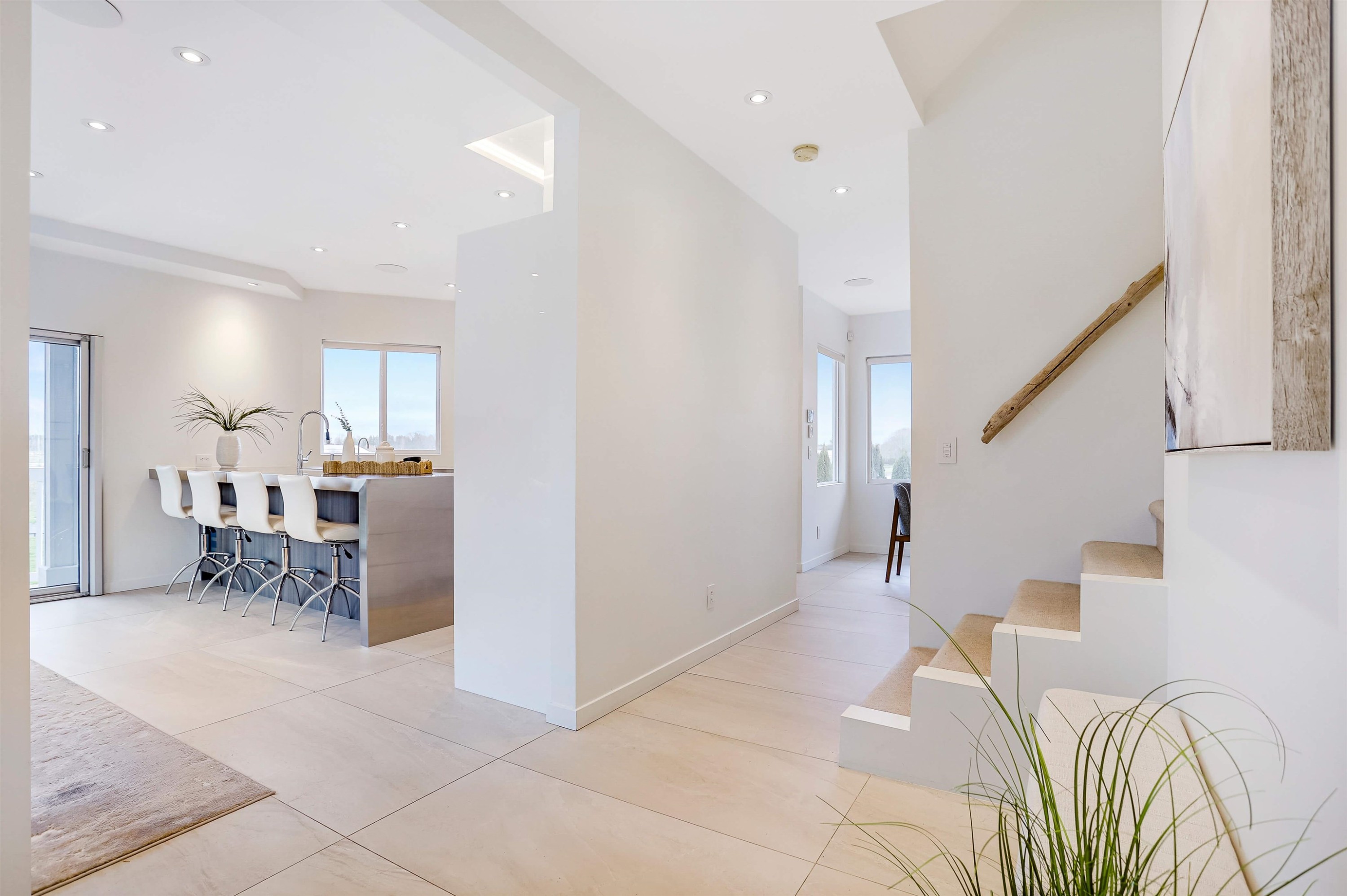 6371 London Road, Richmond, BC