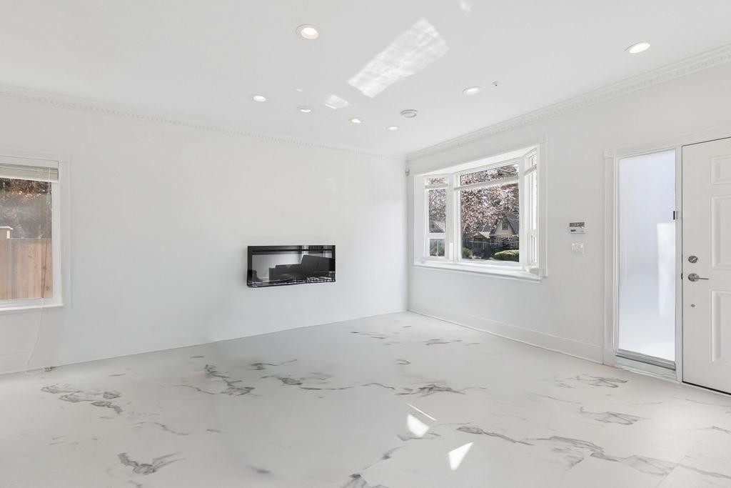 2709 37Th Avenue W, Vancouver, BC