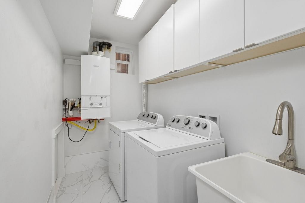 2709 37Th Avenue W, Vancouver, BC