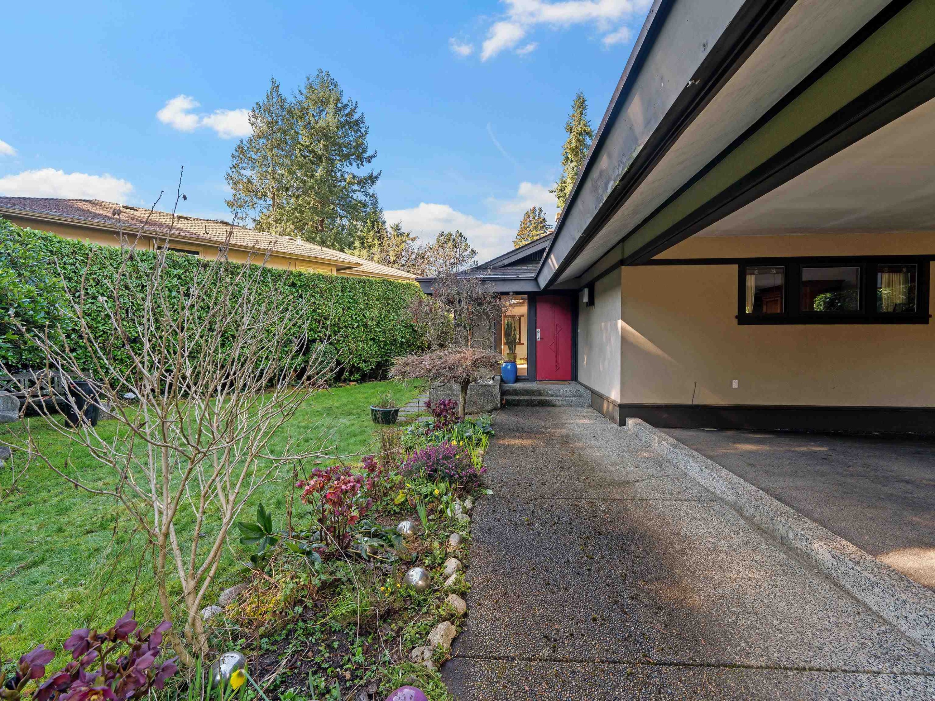 4341 Erwin Drive, West Vancouver, BC