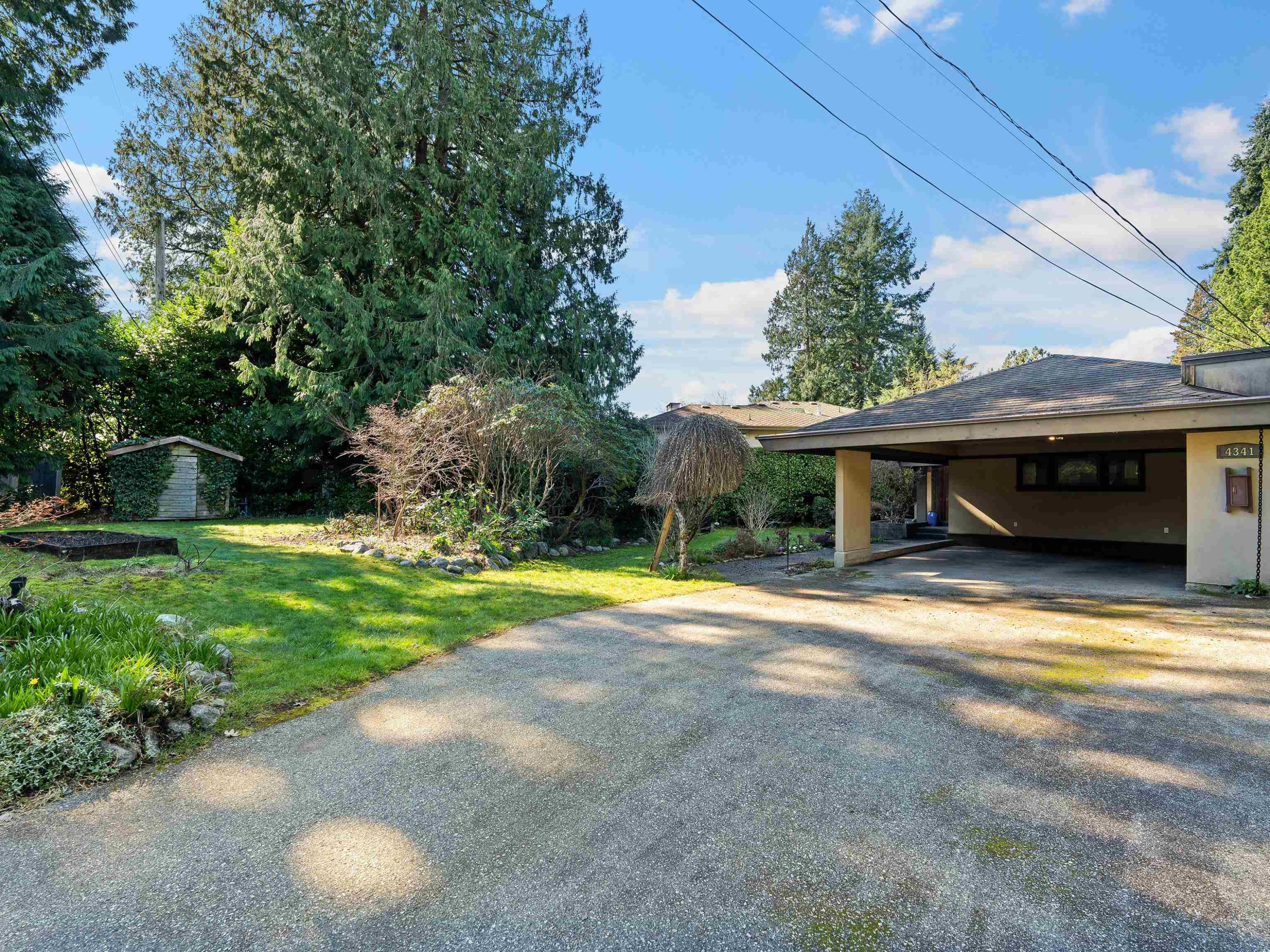 4341 Erwin Drive, West Vancouver, BC