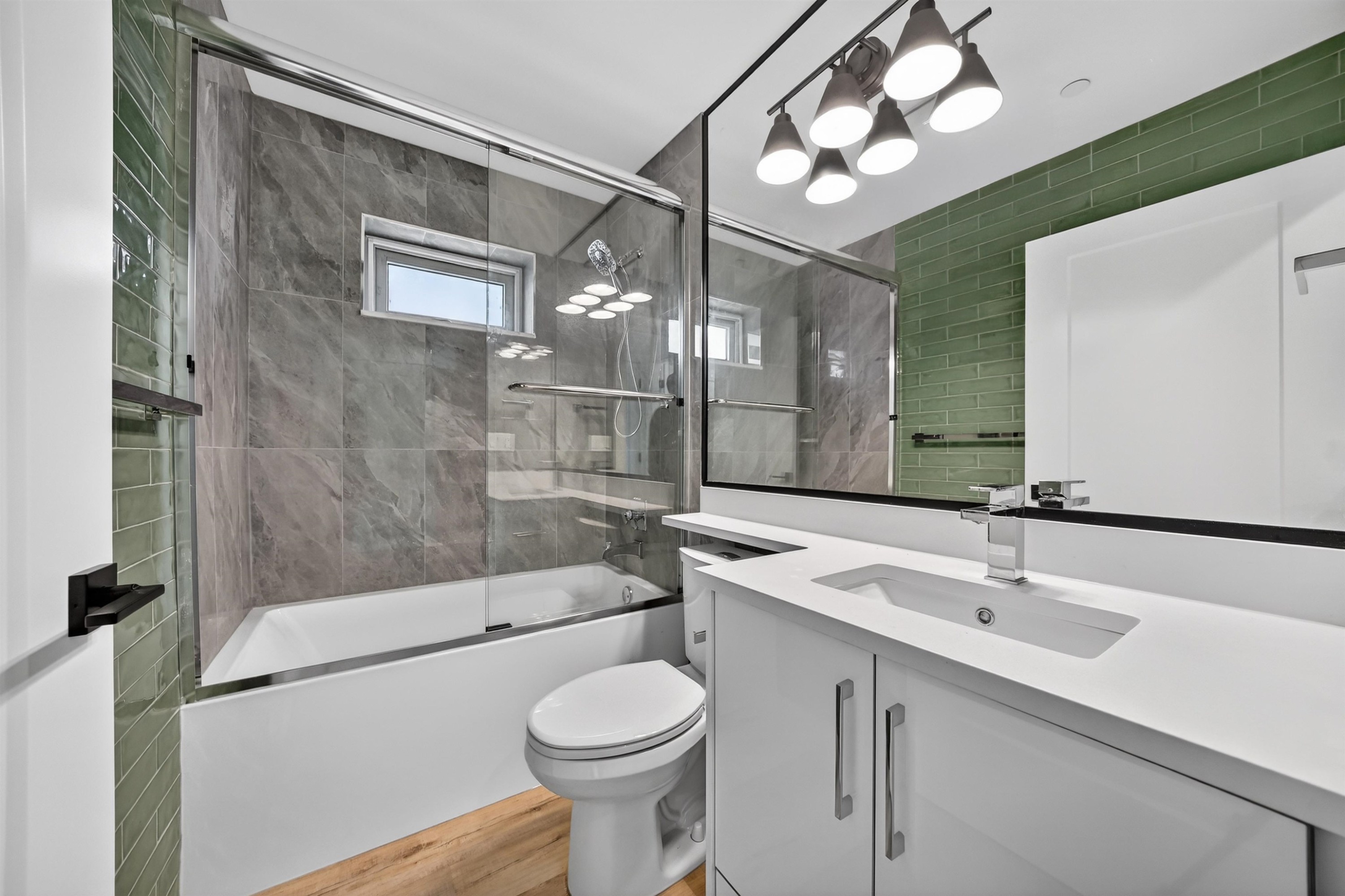 514 60Th Avenue W, Vancouver, BC