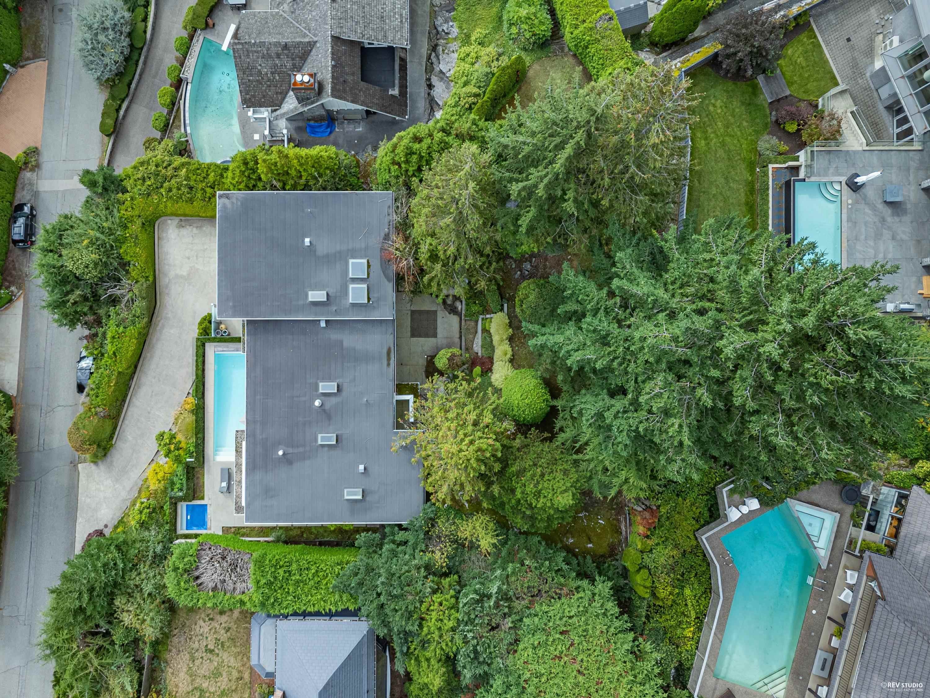 4313 Rockridge Road, West Vancouver, BC