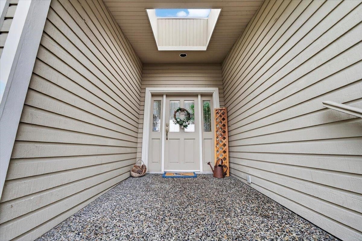 1841 Walnut Crescent, Coquitlam, BC