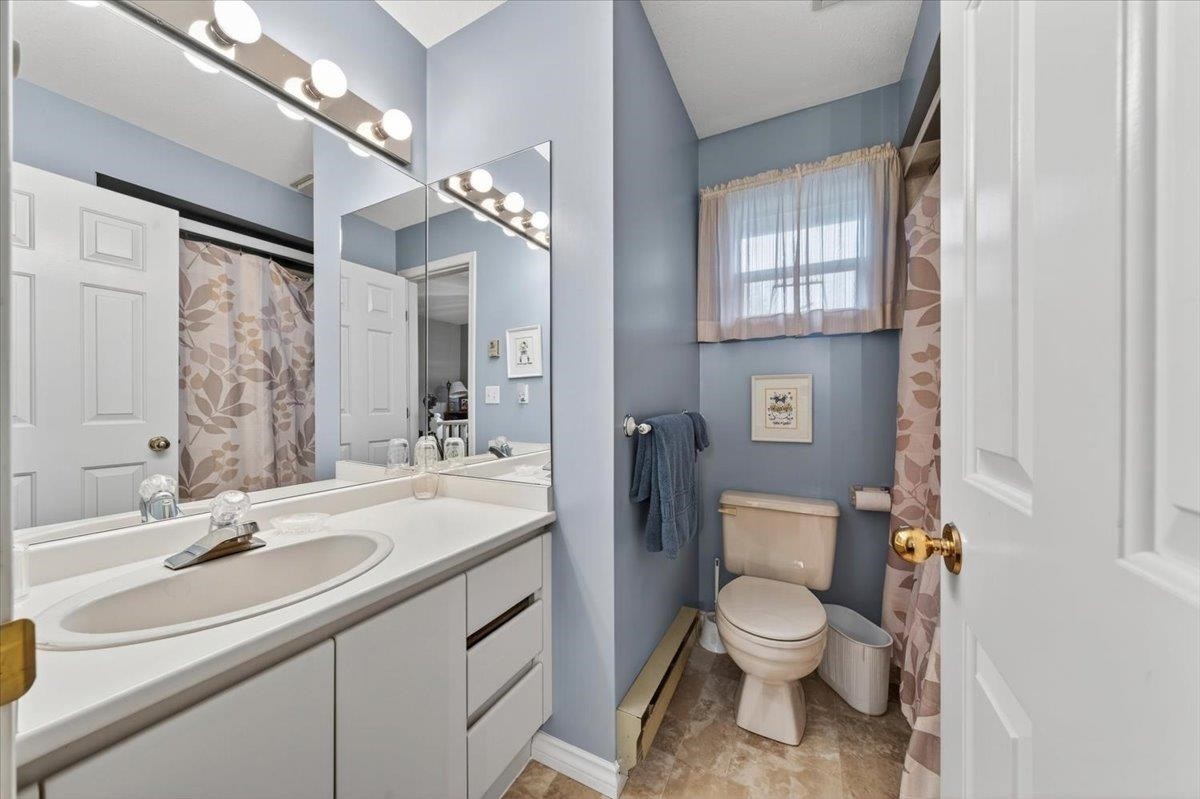 1841 Walnut Crescent, Coquitlam, BC