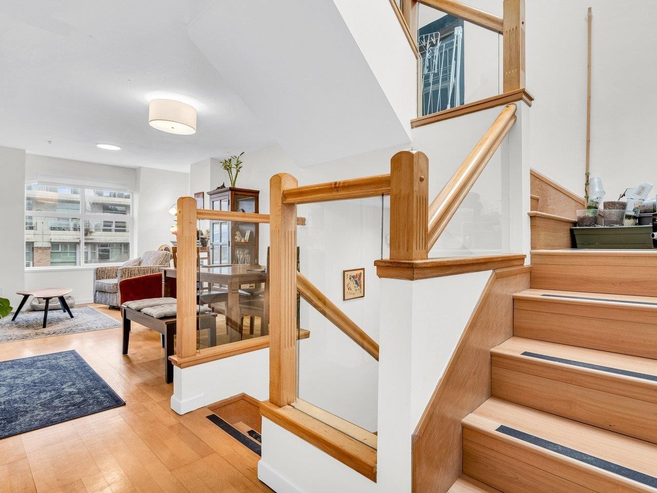 102-3349 Dunbar Street, Vancouver, BC