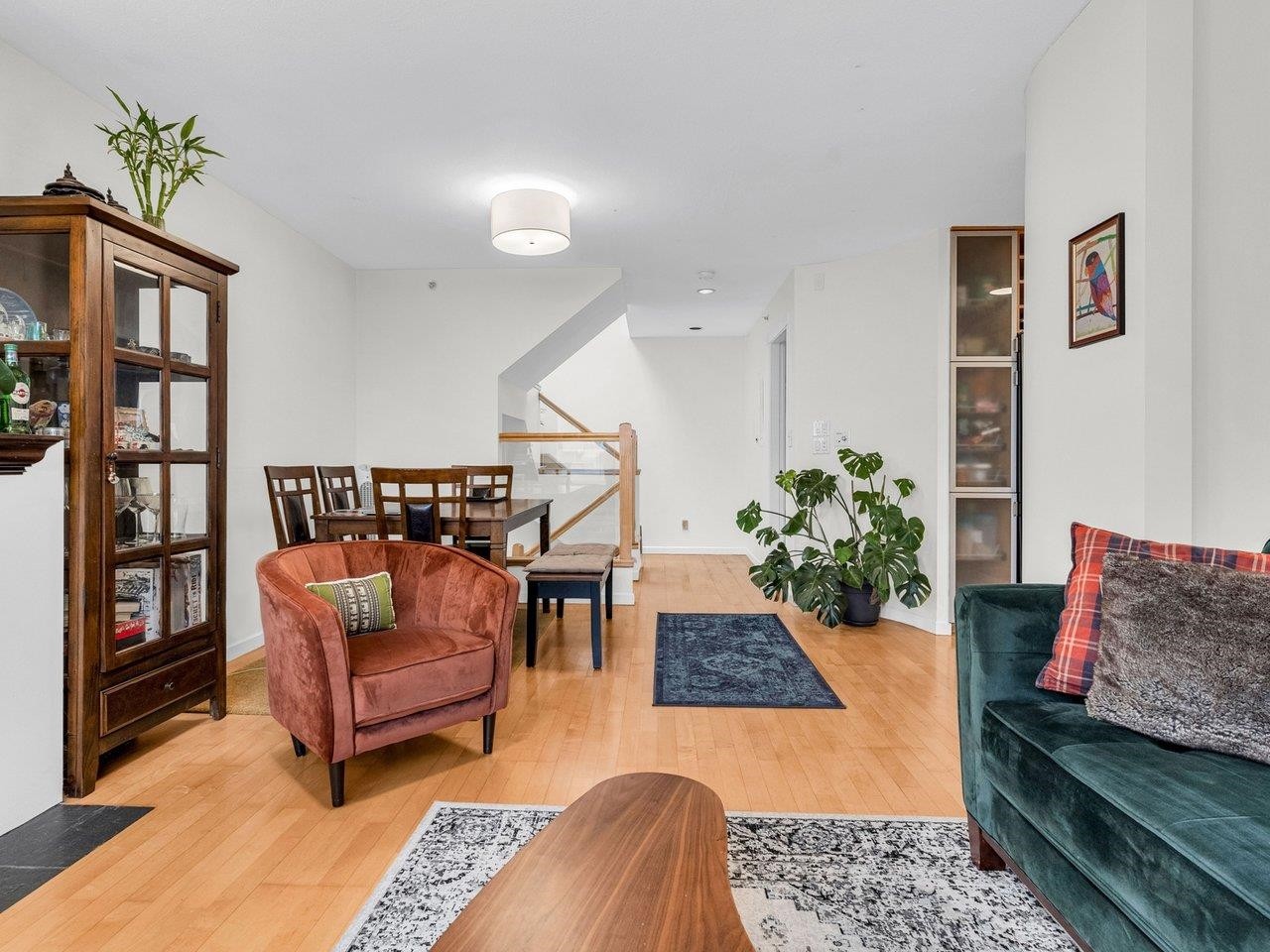 102-3349 Dunbar Street, Vancouver, BC