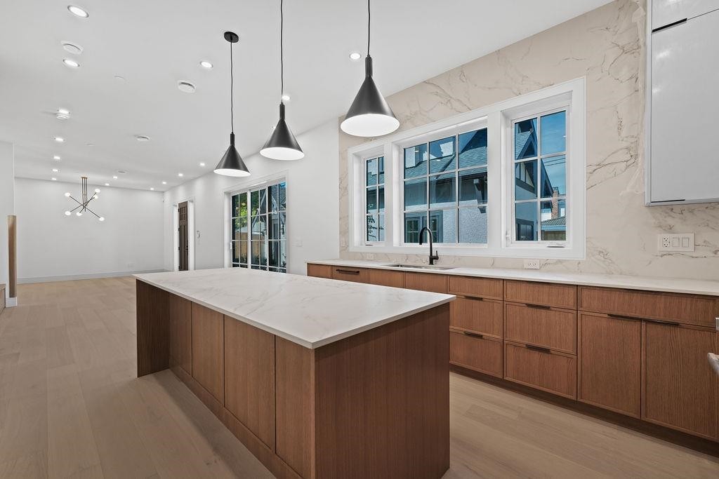 6853 Cypress Street, Vancouver, BC