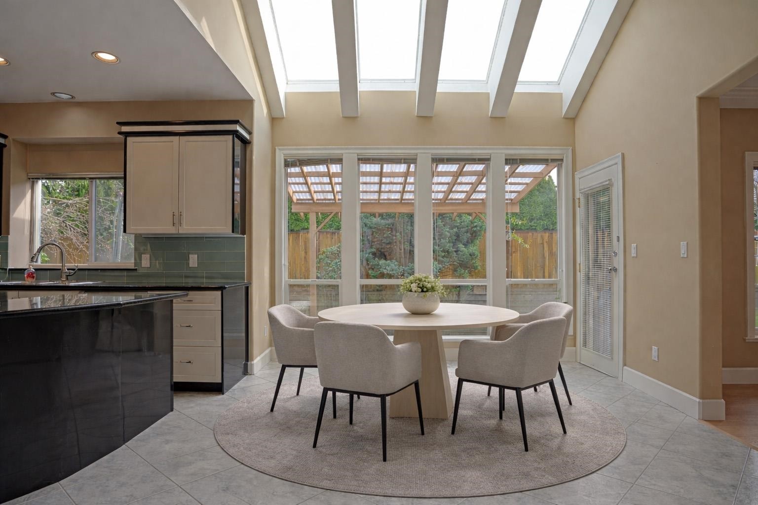 9128 Diamond Road, Richmond, BC