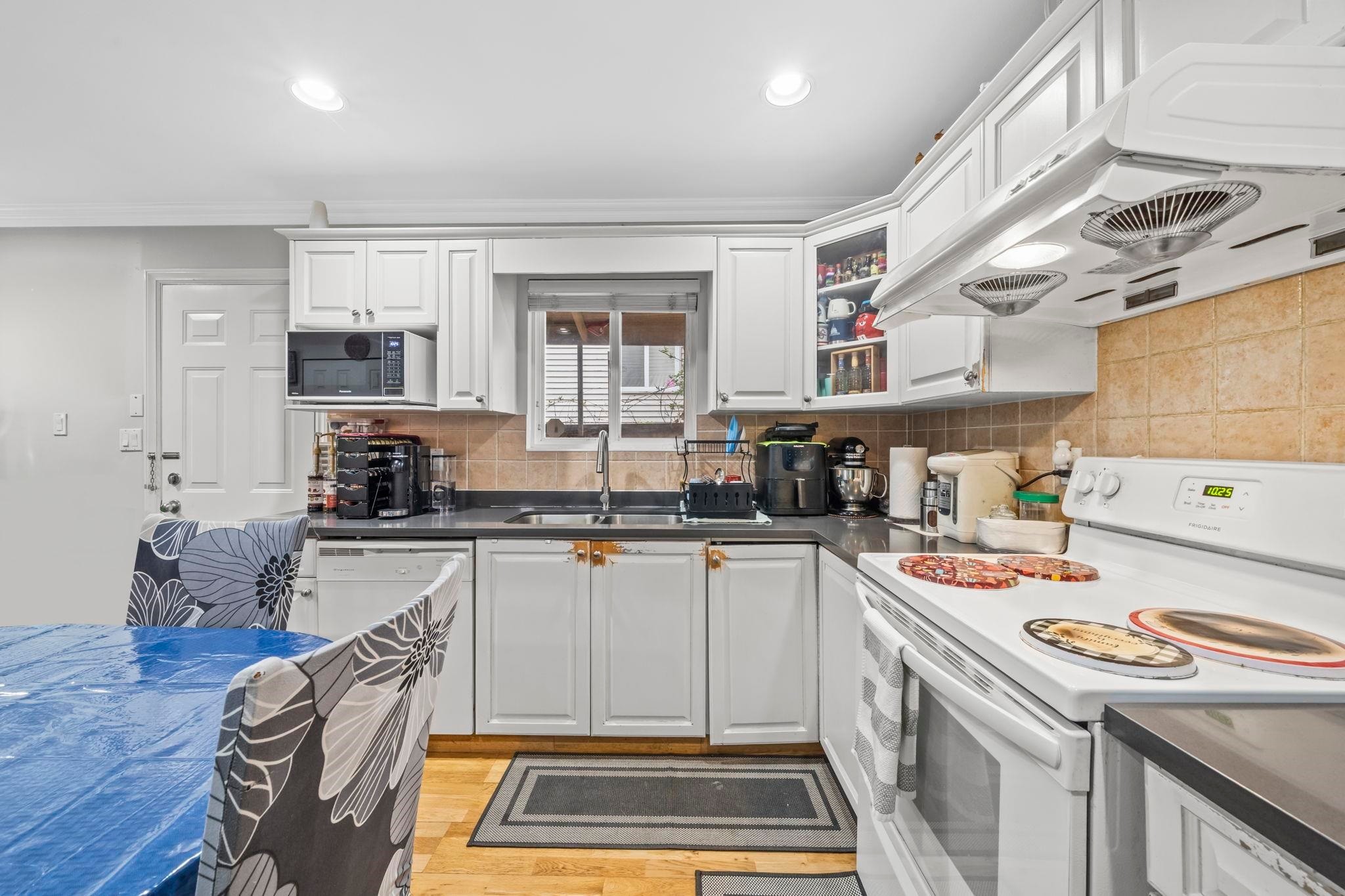 6071 Sprott Street, Burnaby, BC