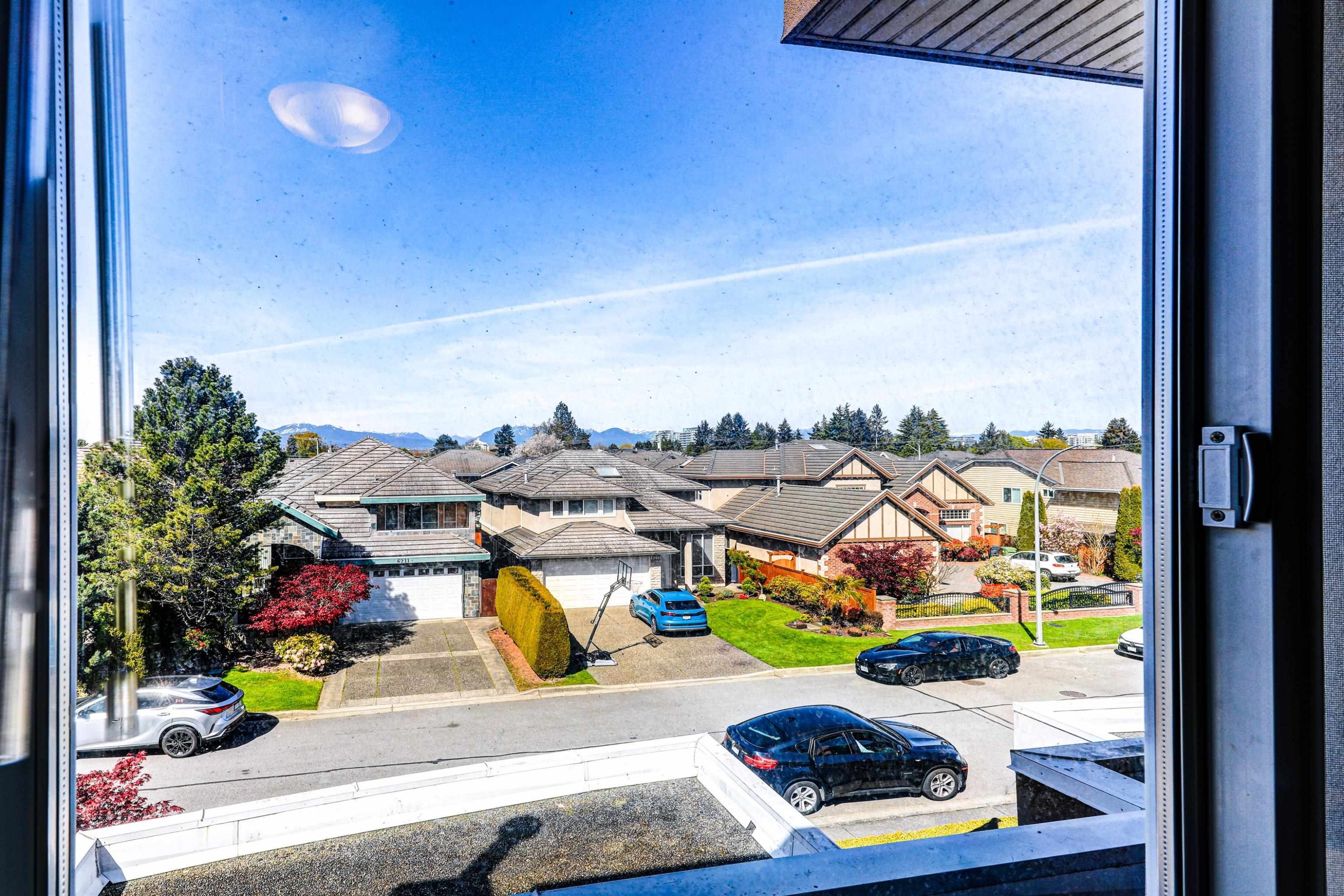 6200 Garrison Court, Richmond, BC