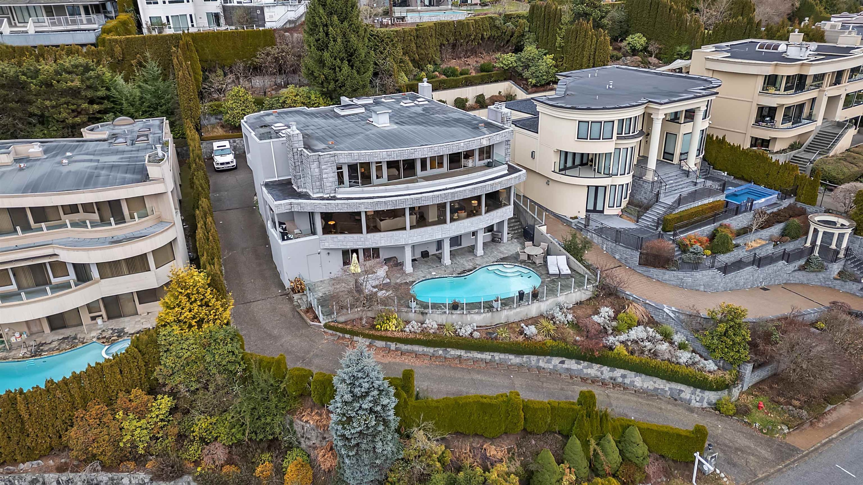 1439 Chippendale Road, West Vancouver, BC