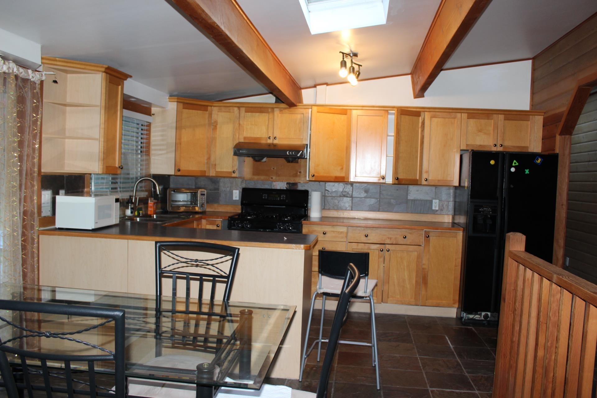 1472 Pipeline Road, Coquitlam, BC