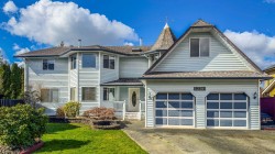 23381 Whippoorwill Avenue Maple Ridge, BC V2X 9L8