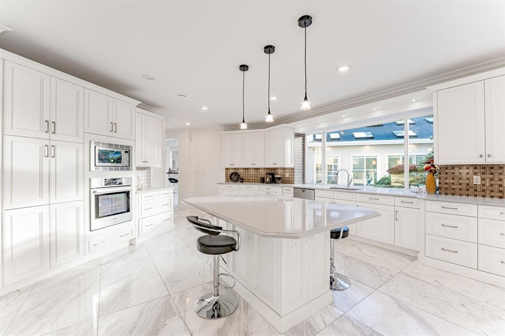 8231 Bowcock Road, Richmond, BC