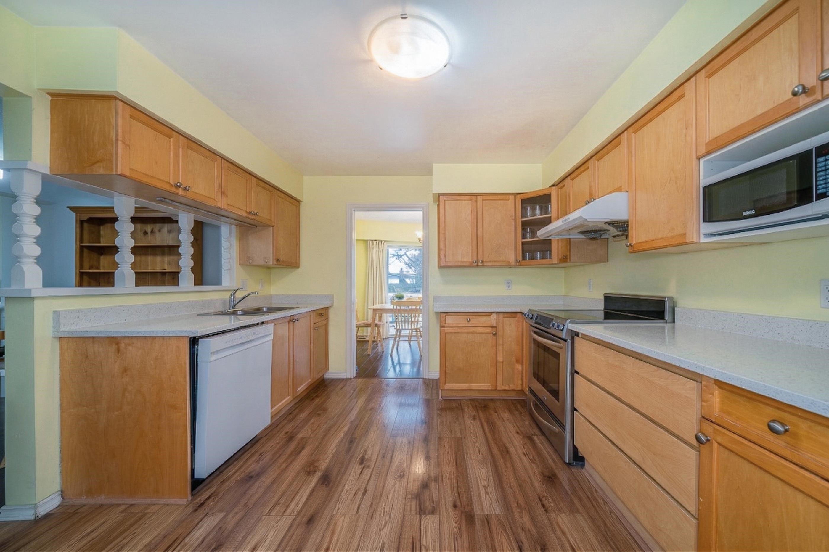 4831 Foxglove Crescent, Richmond, BC