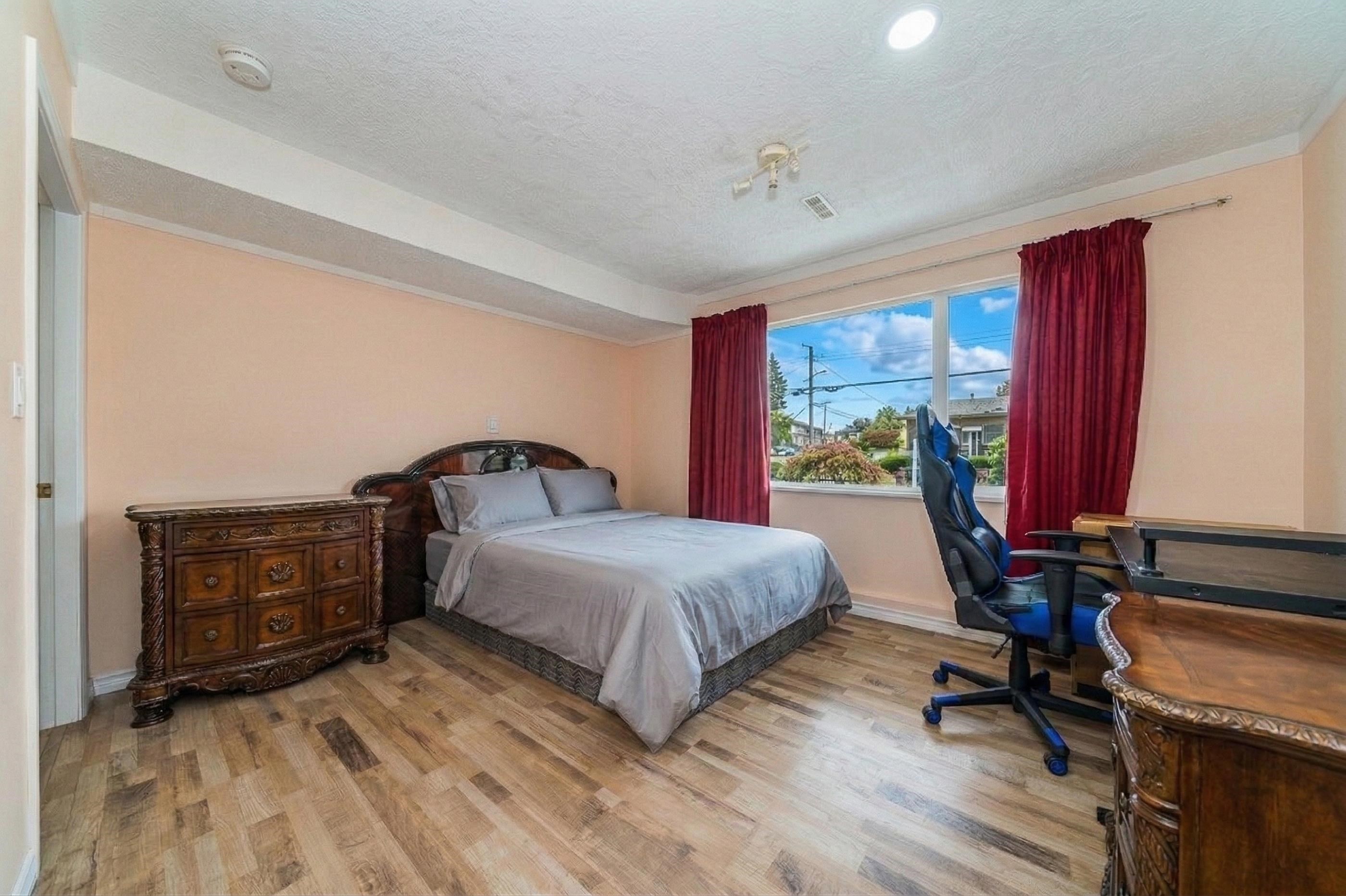 4831 Foxglove Crescent, Richmond, BC