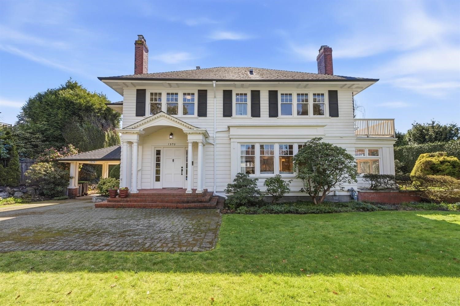 1570 36Th Avenue W, Vancouver, BC